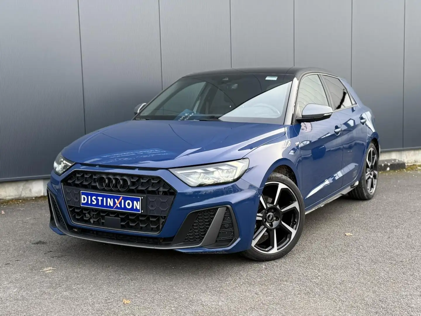 Audi A1 30 TFSI 110 S-Tronic Competition avec Audi Shadow Look Bleu - 2