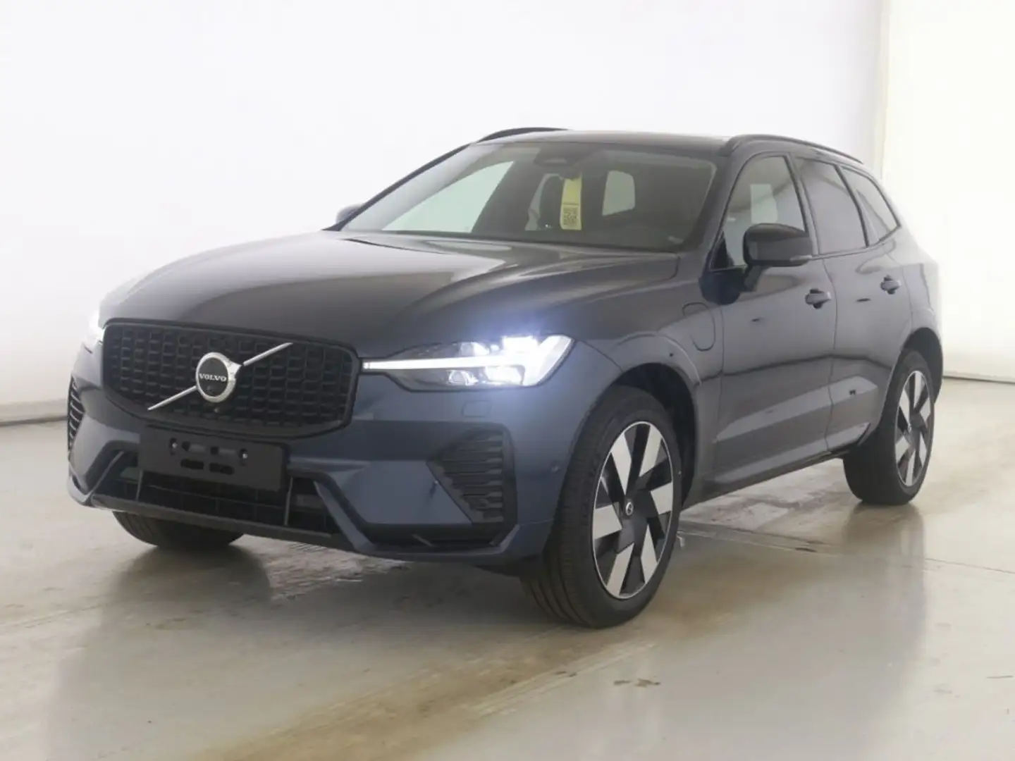 Volvo XC60 T6 AWD Plus Dark 360 Kamera Harmann Winterp Blau - 1