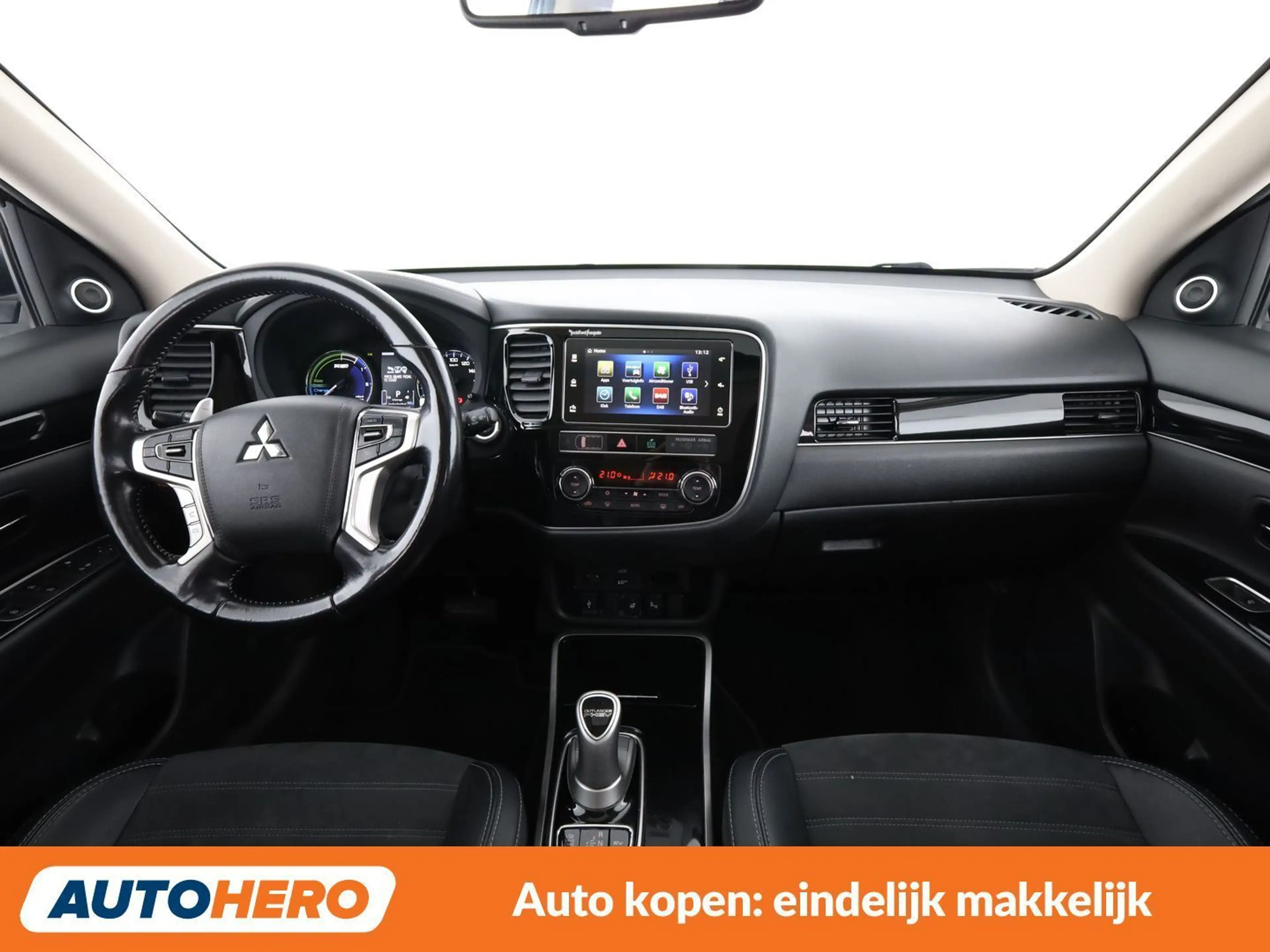 Mitsubishi Outlander 2.4 PHEV Intro Edition 4WD — photo 13