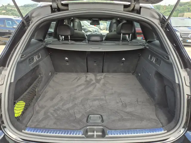 Mercedes-Benz 300 view 12