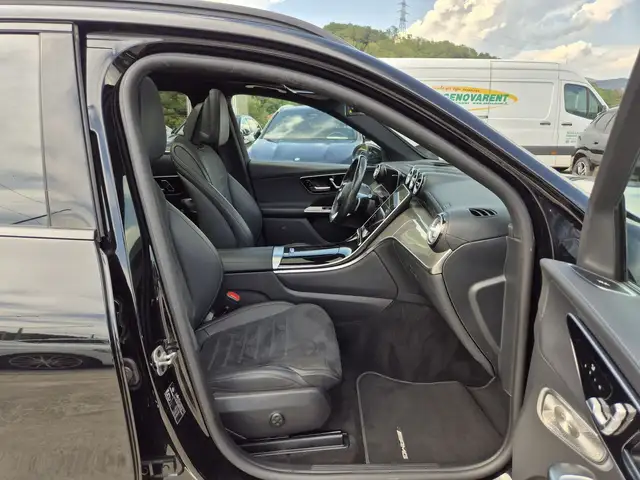 Mercedes-Benz 300 view 9