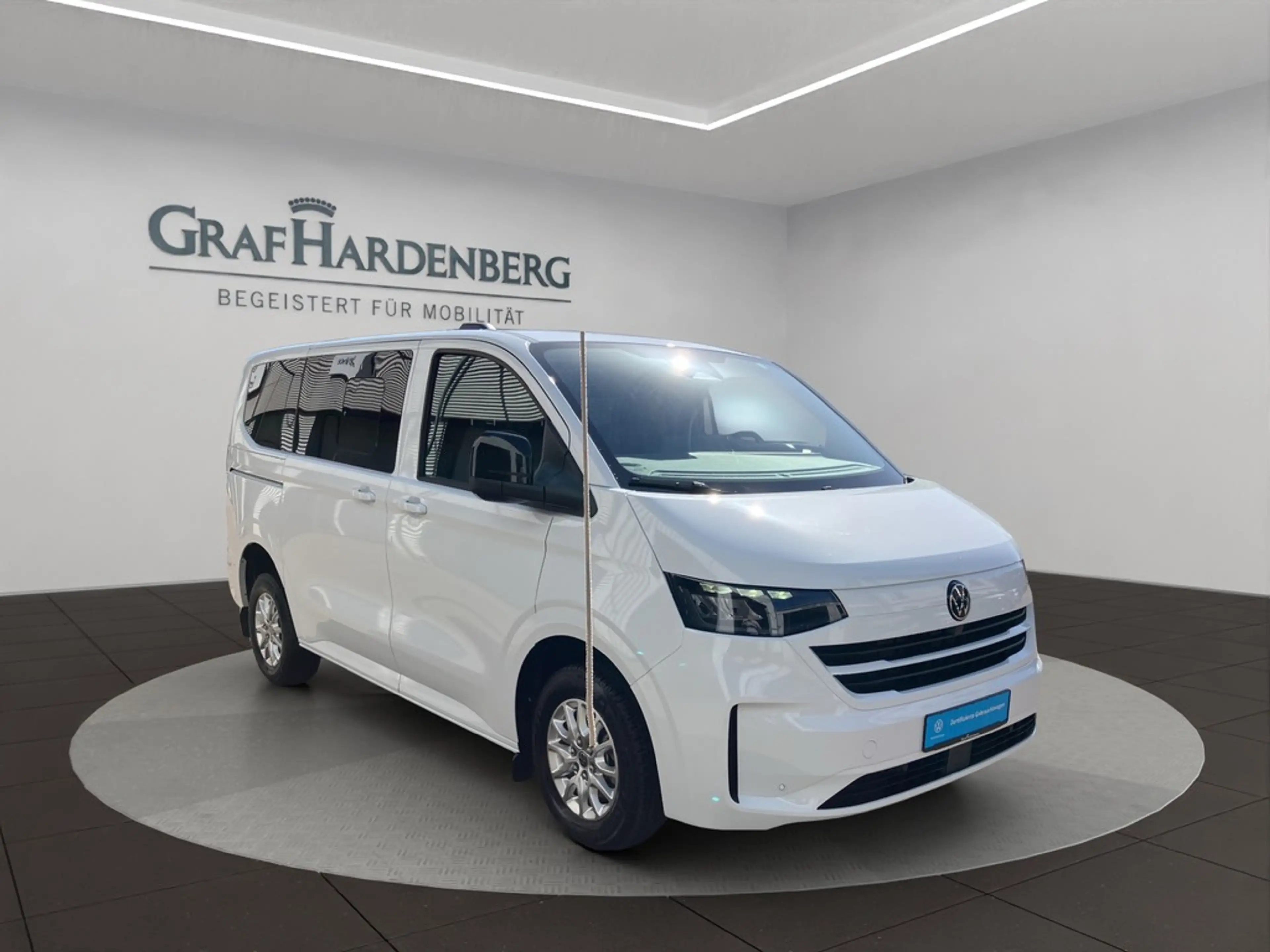 Volkswagen T7 Caravelle Life KR TDI Automatik 9Sitze Navi — photo 8