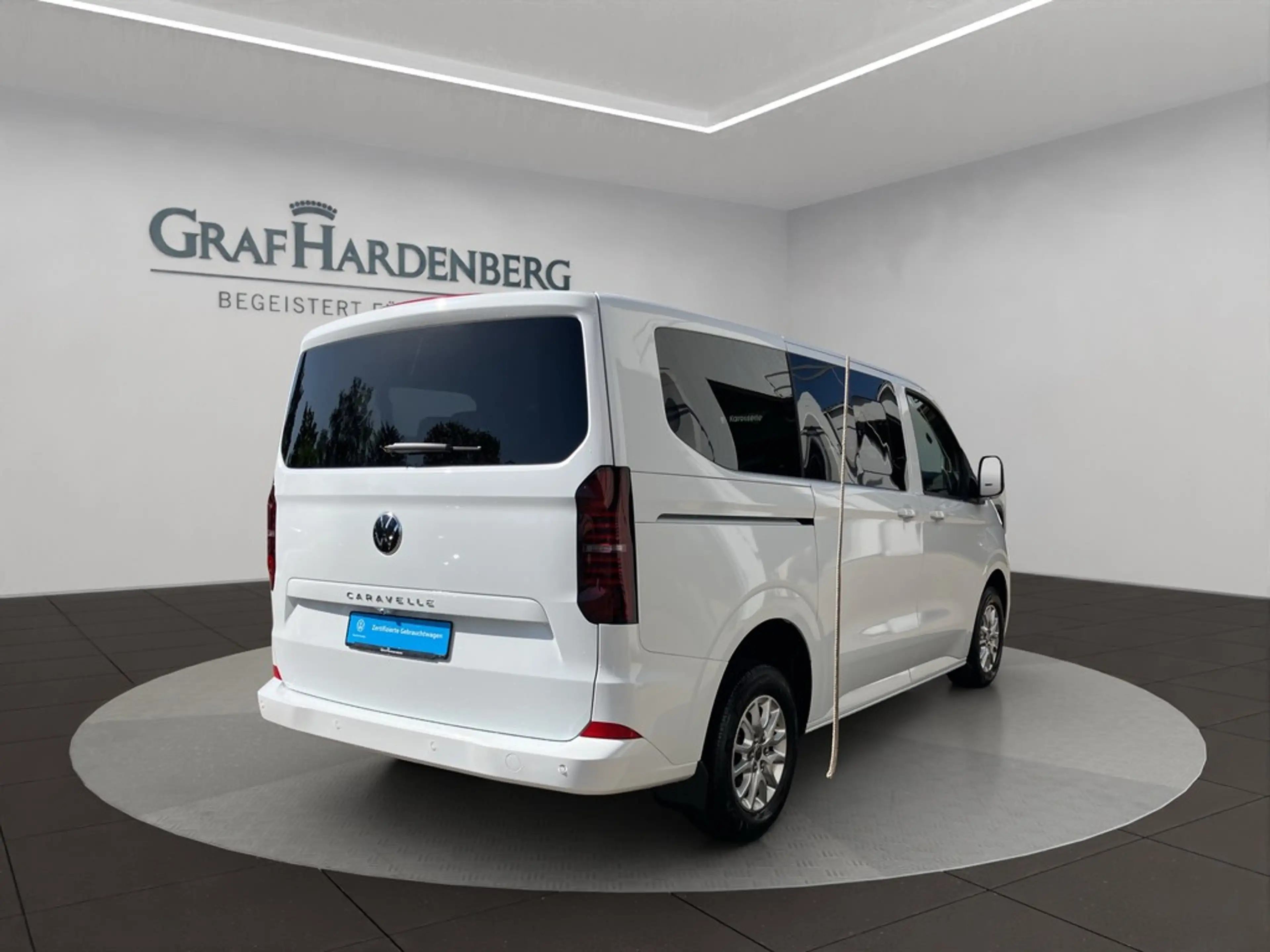 Volkswagen T7 Caravelle Life KR TDI Automatik 9Sitze Navi — photo 6