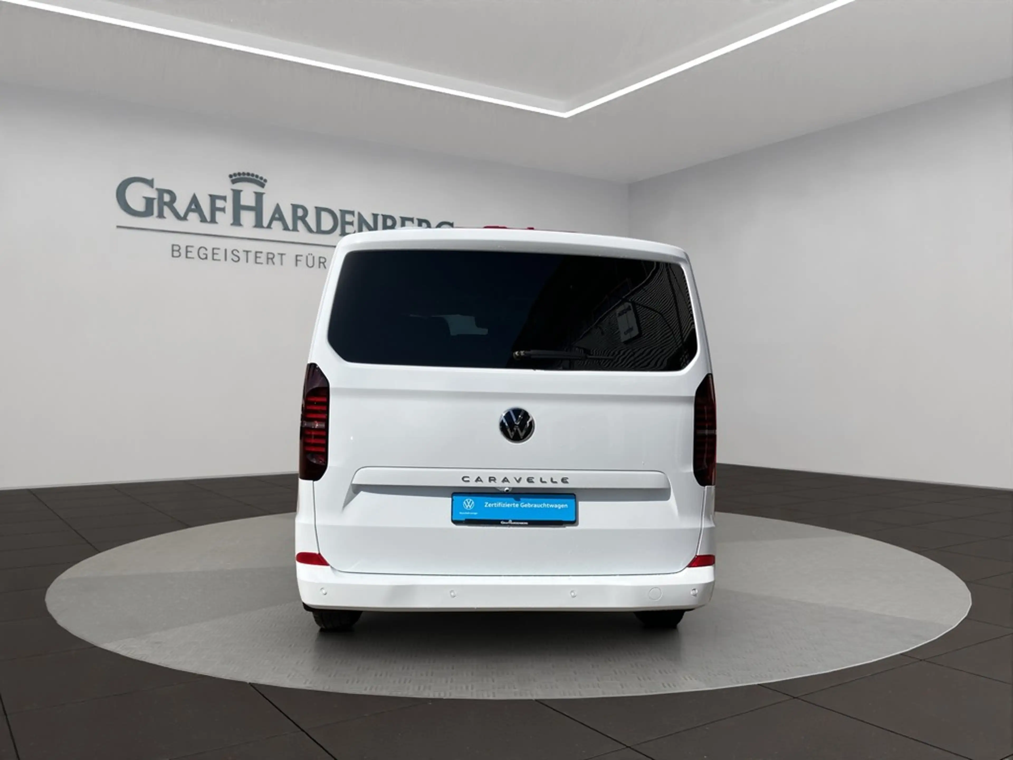 Volkswagen T7 Caravelle Life KR TDI Automatik 9Sitze Navi — photo 5