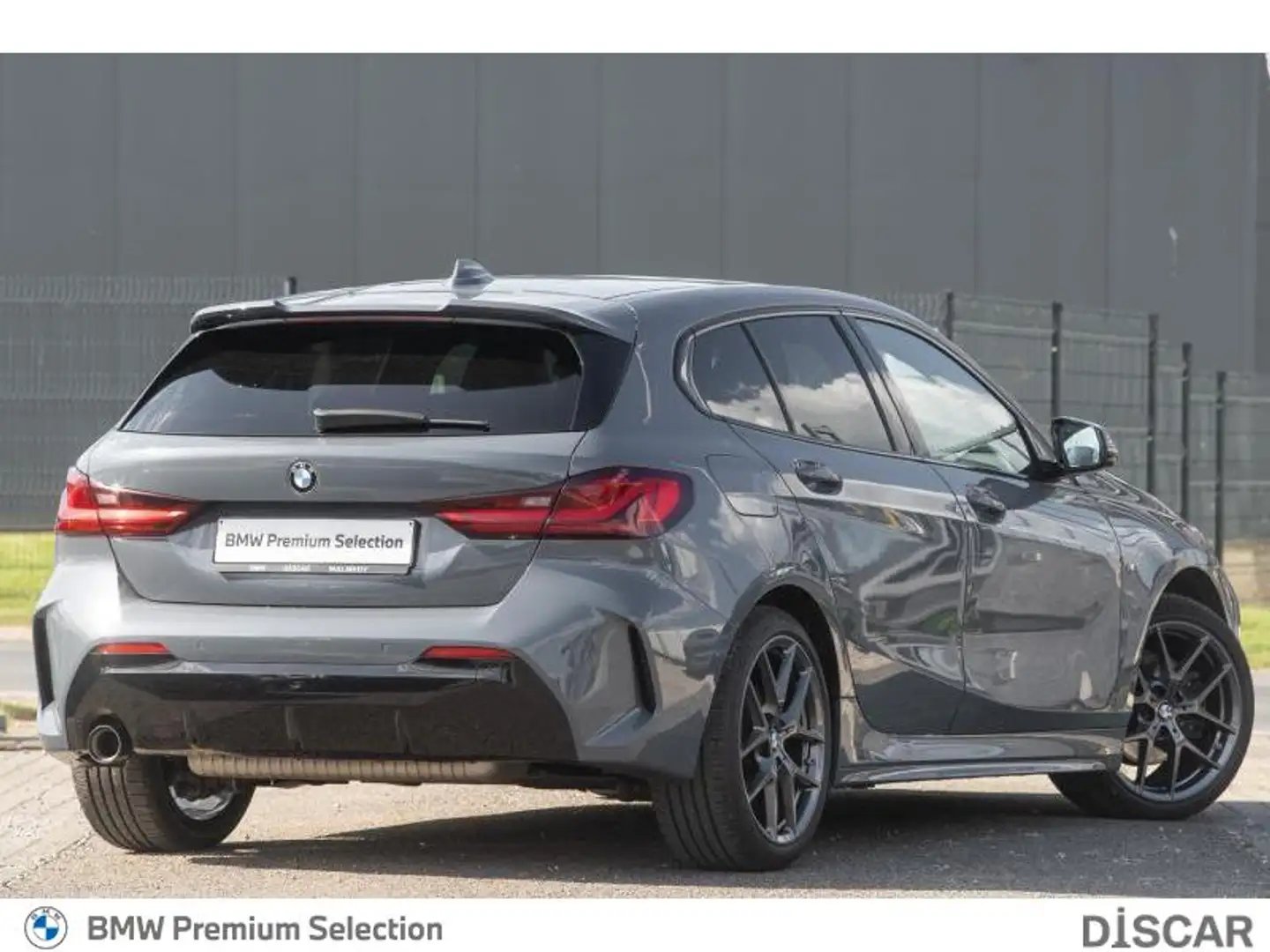 BMW 118 Kit M Sport BMW 118i Hatch Kit M Sport Grau - 2