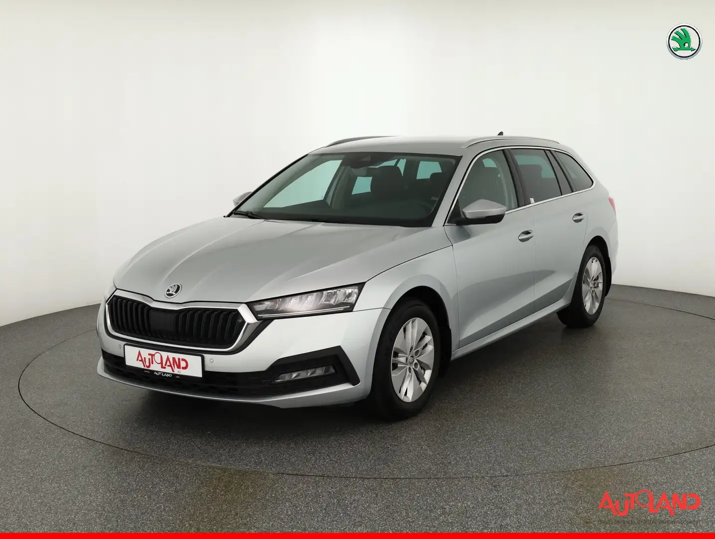 Skoda Octavia Combi 1.0 TSI DSG LED Sitzheizung Tempomat Grau - 1