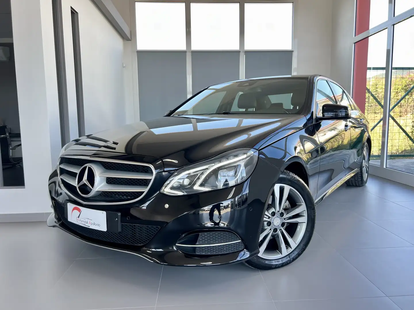 Mercedes-Benz E 230 MERCEDES CLASSE E 200 CDI AVANTGARDE - 2016 Zwart - 2