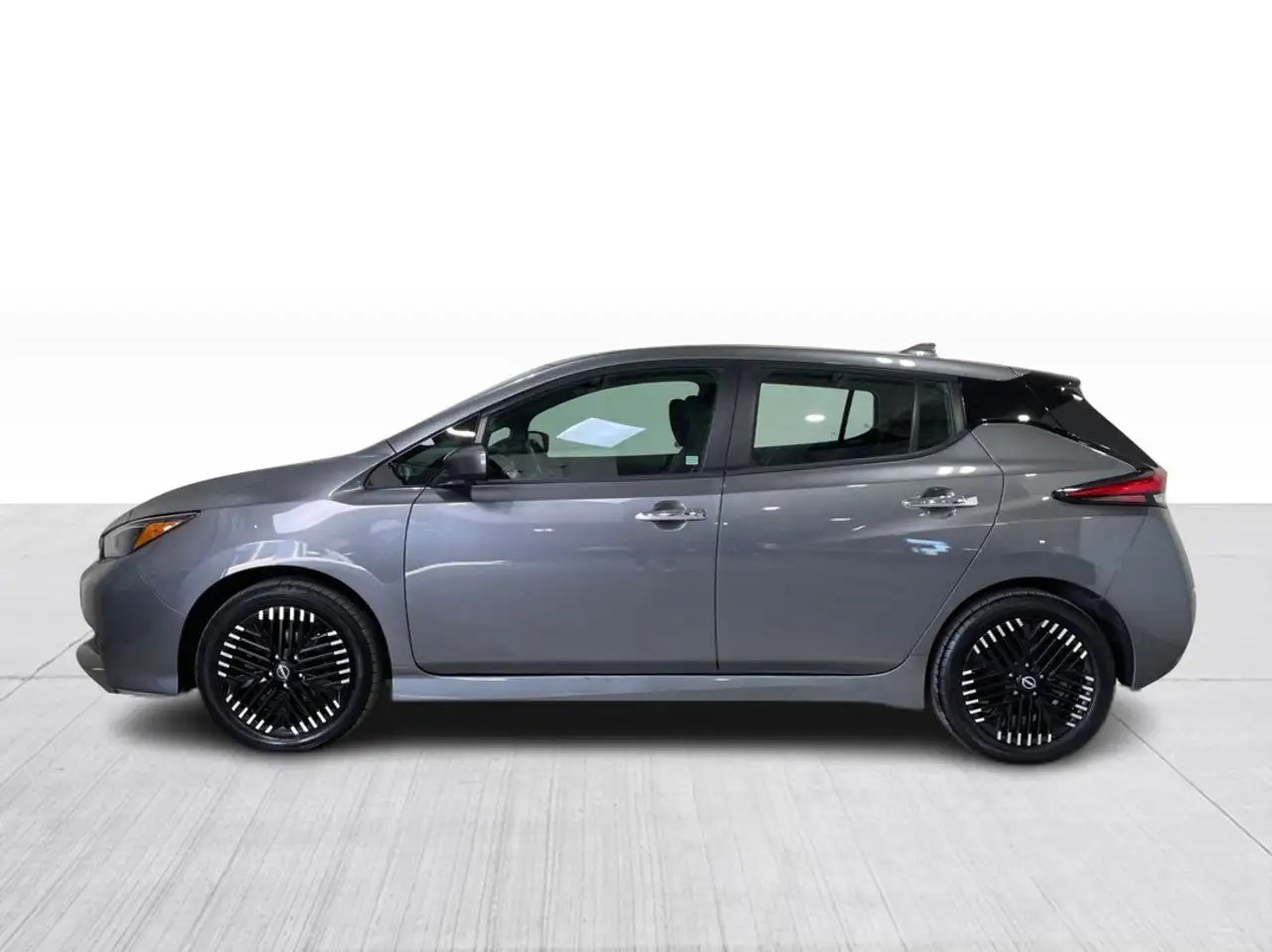 Nissan Leaf снимка Nissan Leaf