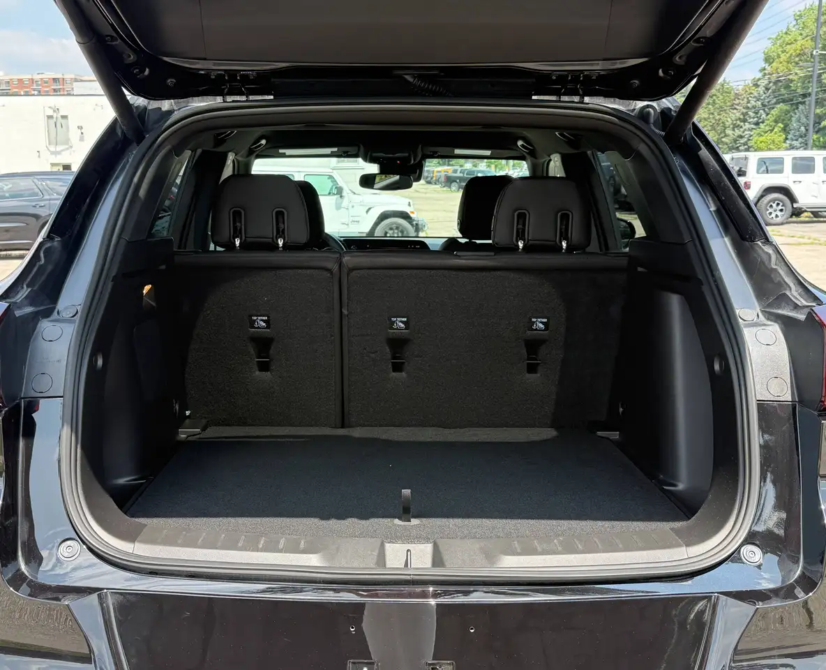 Chevrolet Trailblazer photo Chevrolet Trailblazer