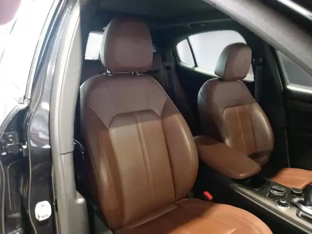 Alfa Romeo Stelvio view 10