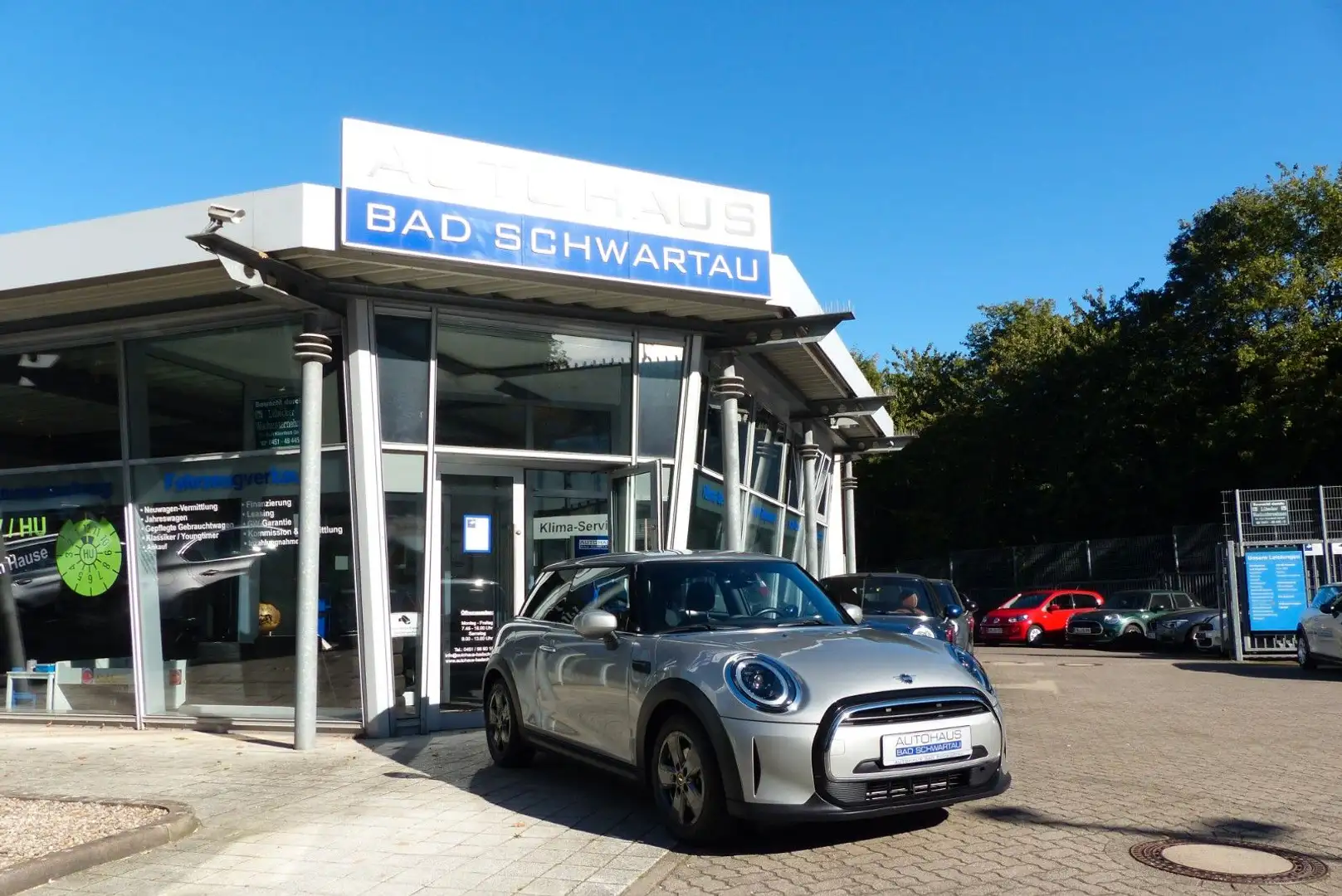 MINI Cooper "Essential Trim", Apple CarPlay, Tempomat Argent - 1