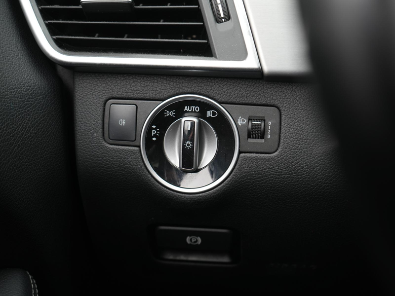 Mercedes-Benz ML 350 NAVI,ACC,TOTW,MEMORY,PANO,SPURH,AHK,KAM — photo 28
