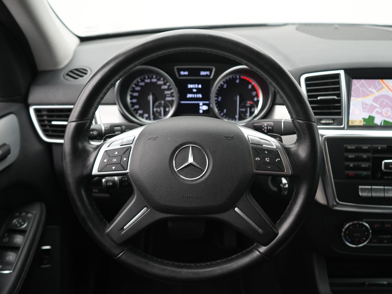Mercedes-Benz ML 350 NAVI,ACC,TOTW,MEMORY,PANO,SPURH,AHK,KAM — photo 11