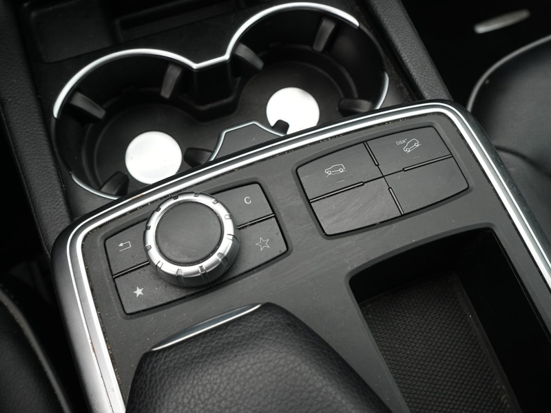 Mercedes-Benz ML 350 NAVI,ACC,TOTW,MEMORY,PANO,SPURH,AHK,KAM — photo 25