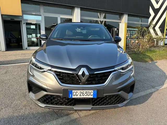 Renault Arkana view 3