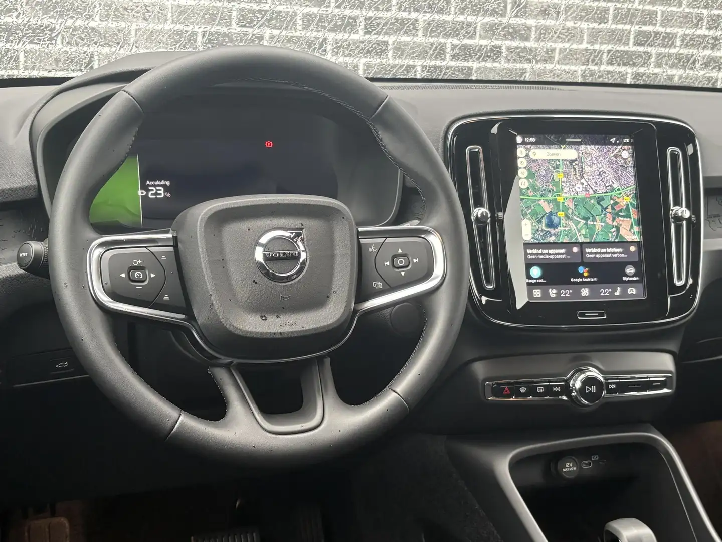 Volvo EX40 Single Motor Extended Range Plus Black Ed. 82 kWh Schwarz - 2