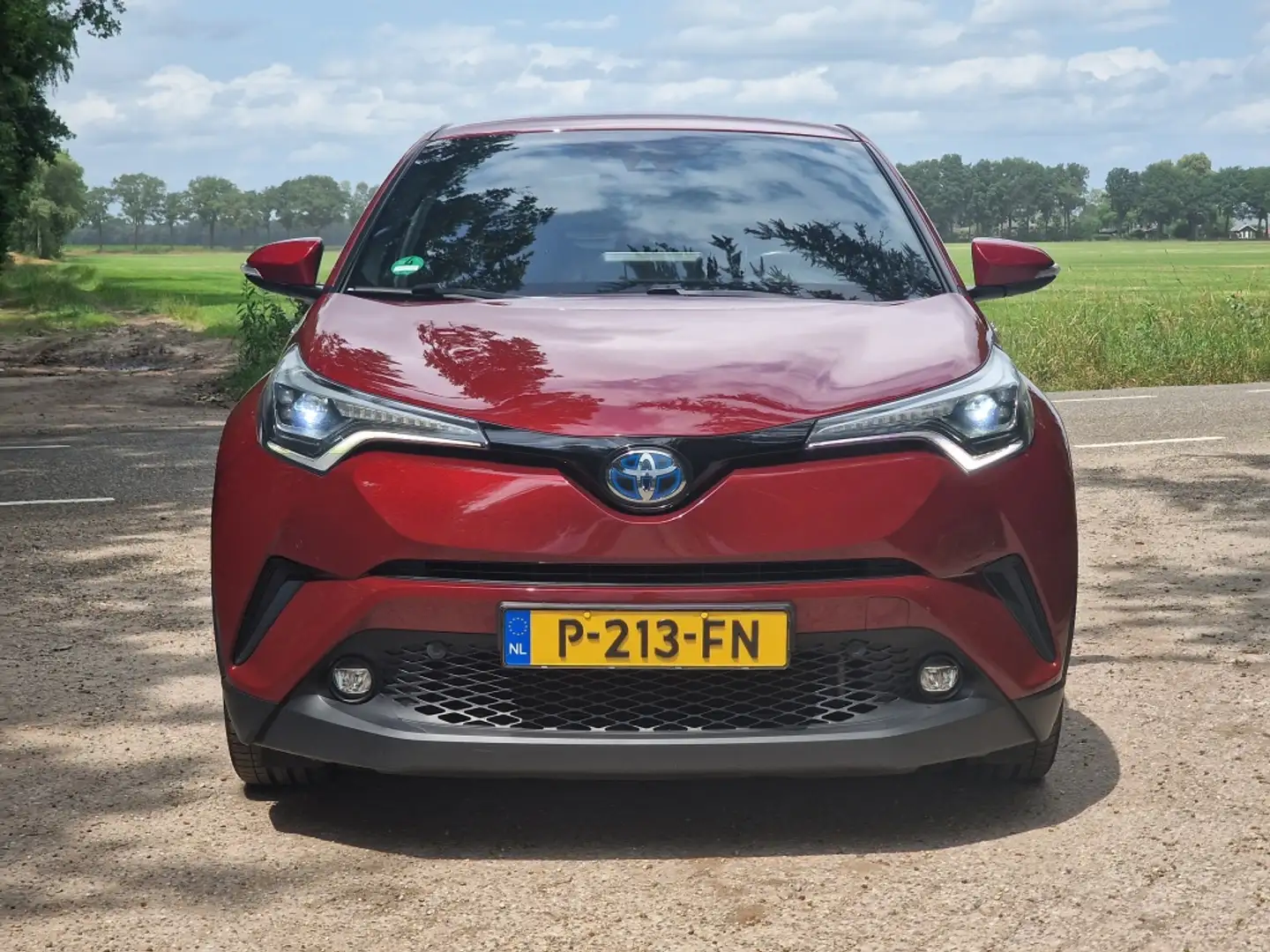 Toyota C-HR 1.8 Hybrid Executive | 24mnd Garantie | Incl. Beur Rouge - 2