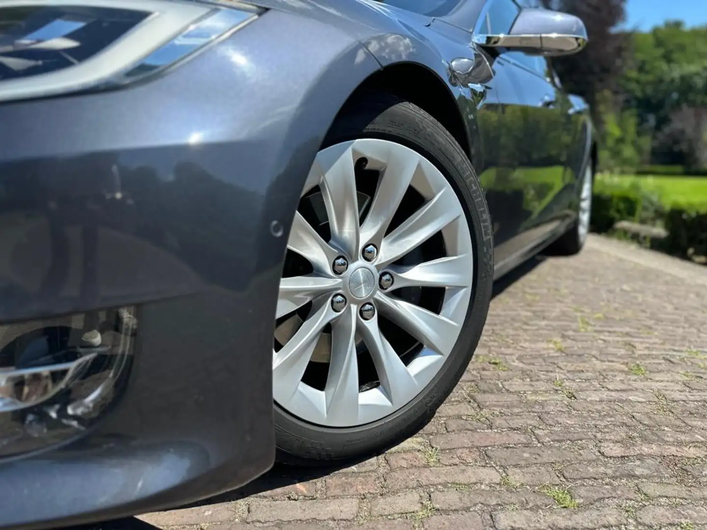 Tesla Model S 75D | AutoPilot 2.5 | BTW | Panorama | Grey - 2