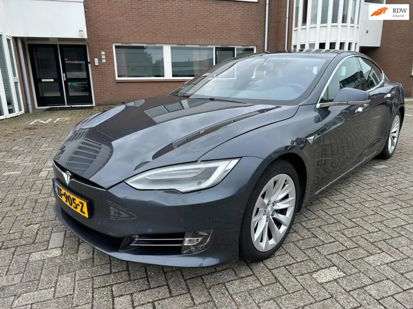 Tesla Model S 75D | AutoPilot 2.5 | BTW | Panorama | Grijs - 1