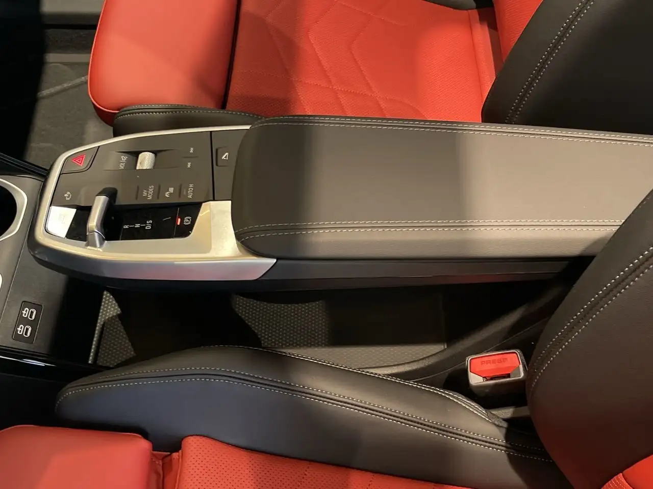 BMW X1 снимка BMW X1