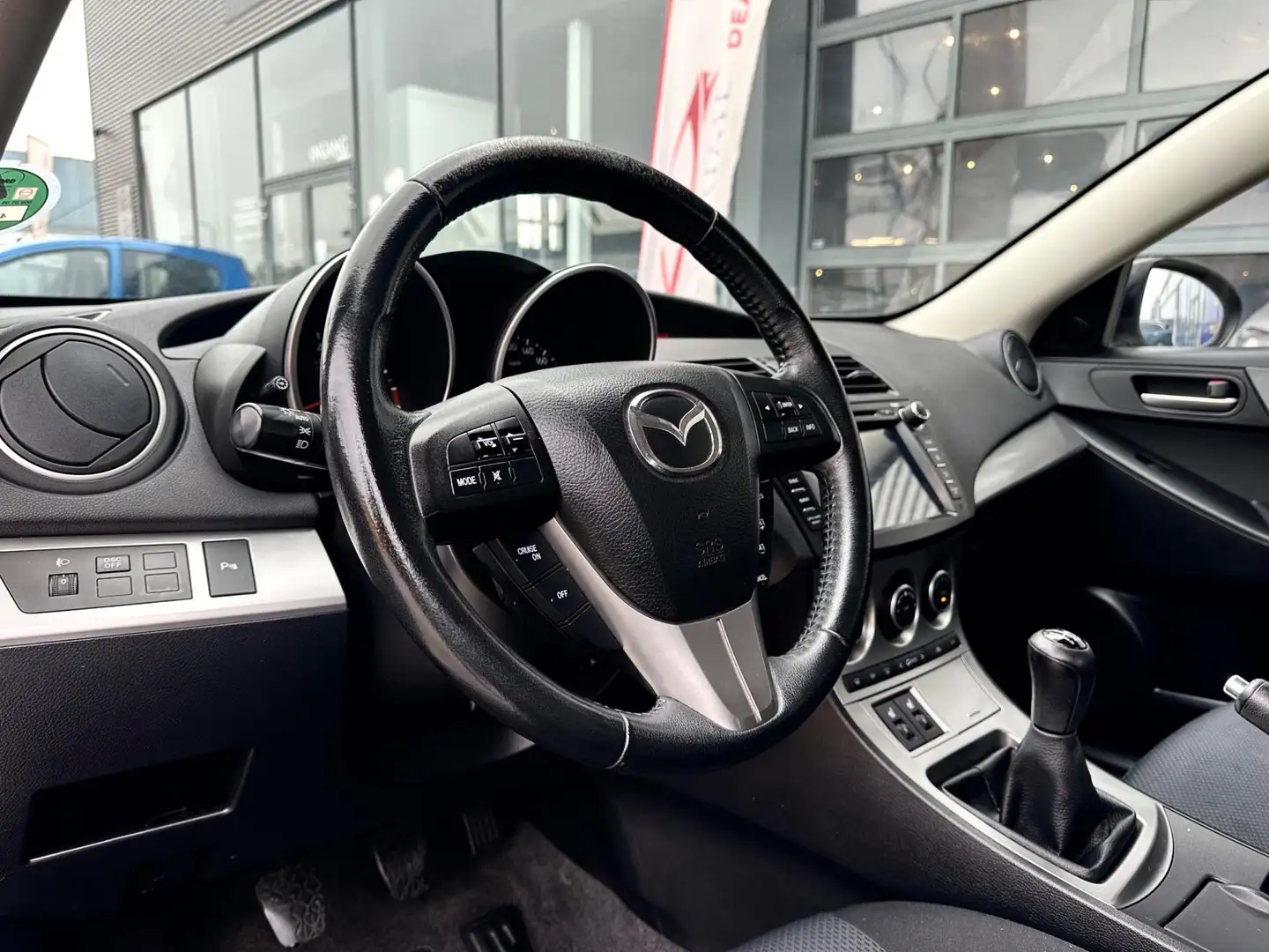Mazda 3 1.6 TS Plus | CRUISECR | Climate | PDC | NAP Grijs - 2
