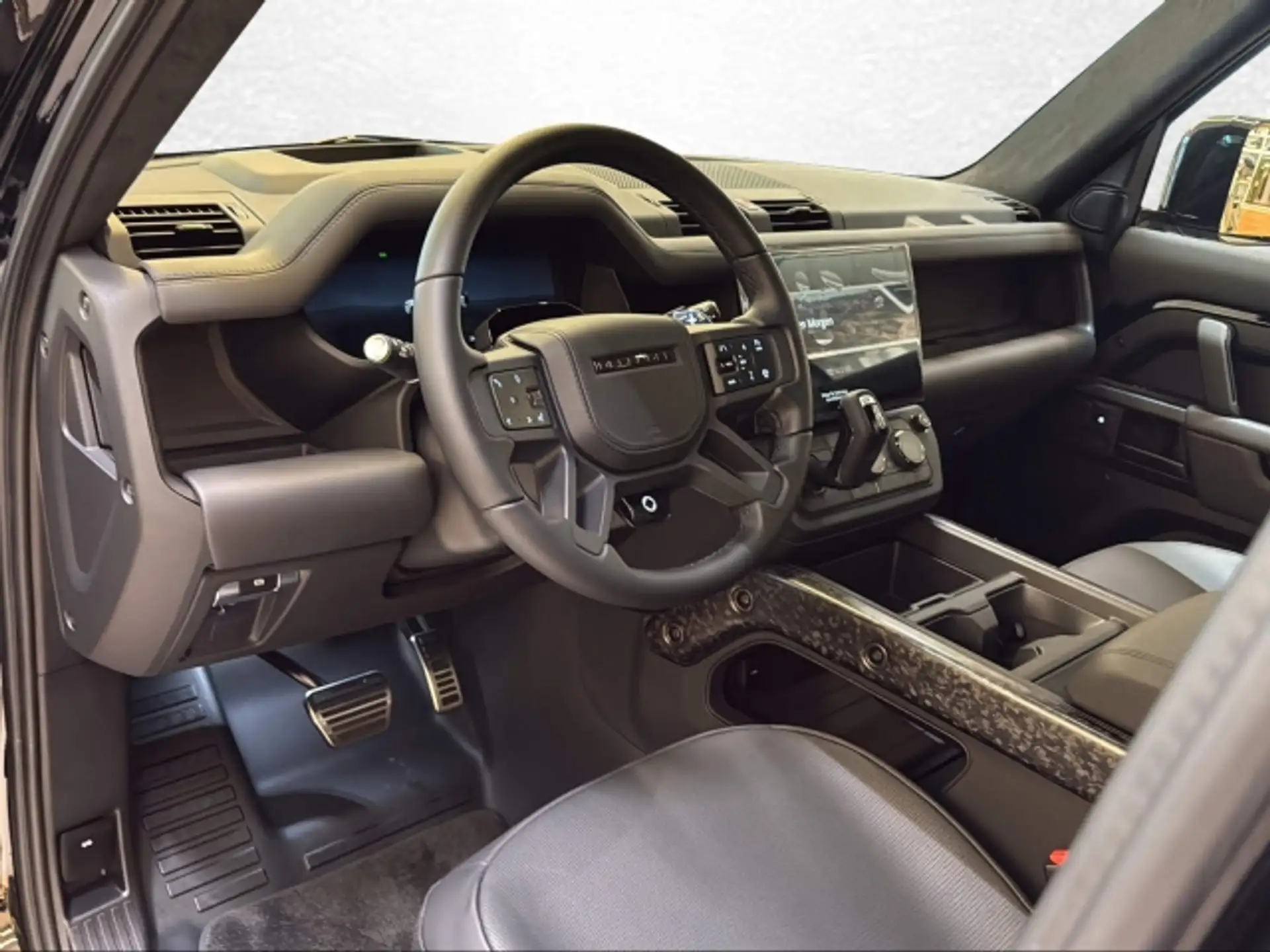 랜드로버 Defender P635 OCTA 2026 검정 사진 8