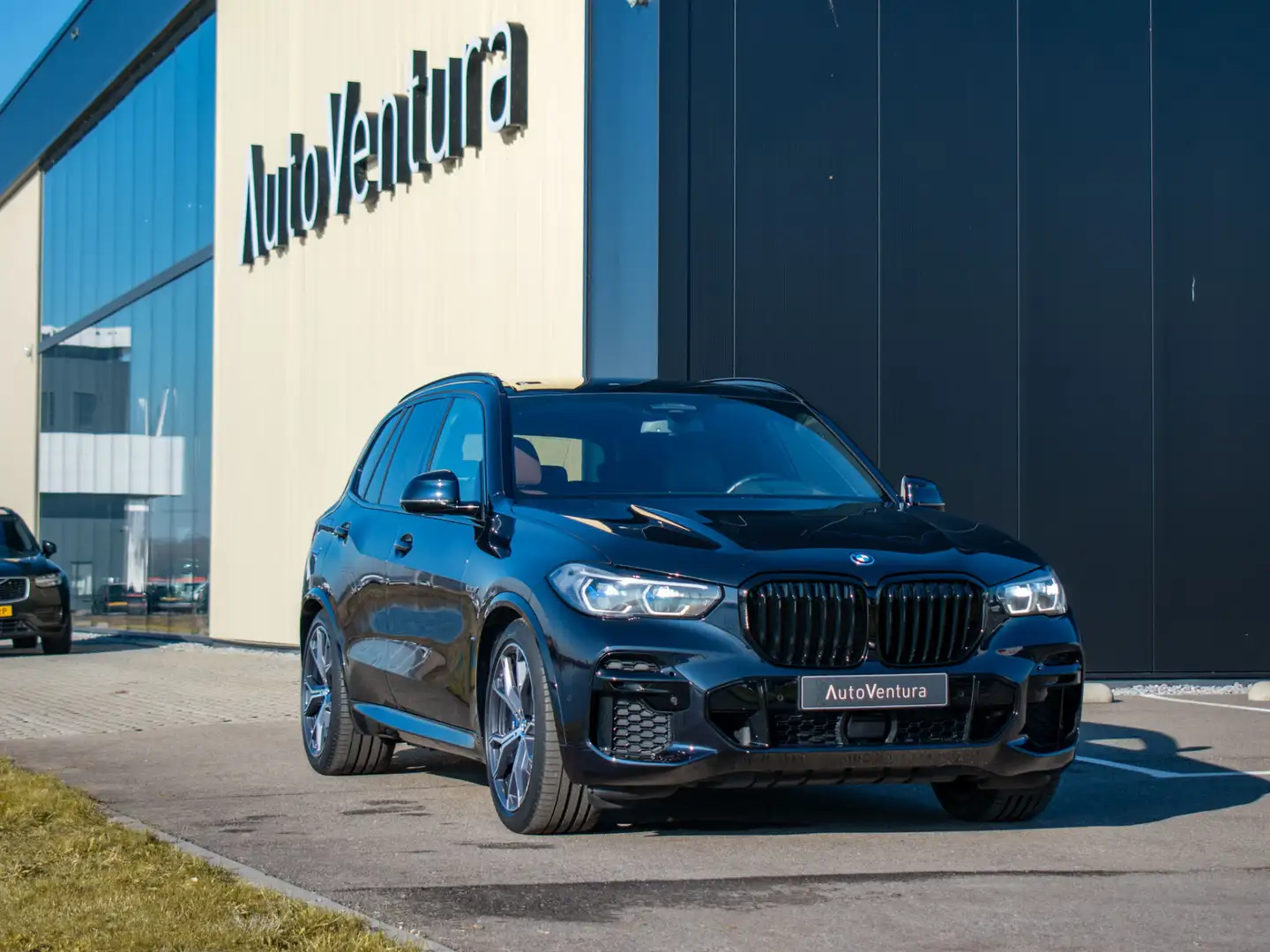BMW X5 xDrive45e High Executive M-Sport Trekhaak | Adapt. Zwart - 2