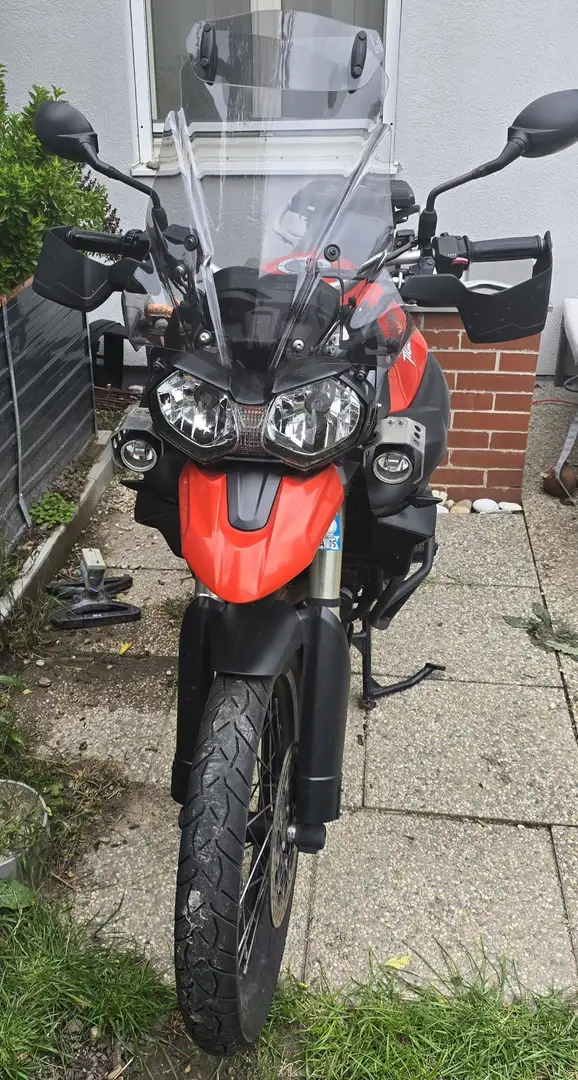 Triumph Tiger 800 XC Rot - 2