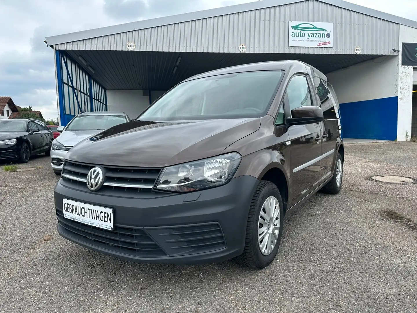 Volkswagen Caddy PKW Trendline BMT / 1.Hand / Klima / SHZ Braun - 1