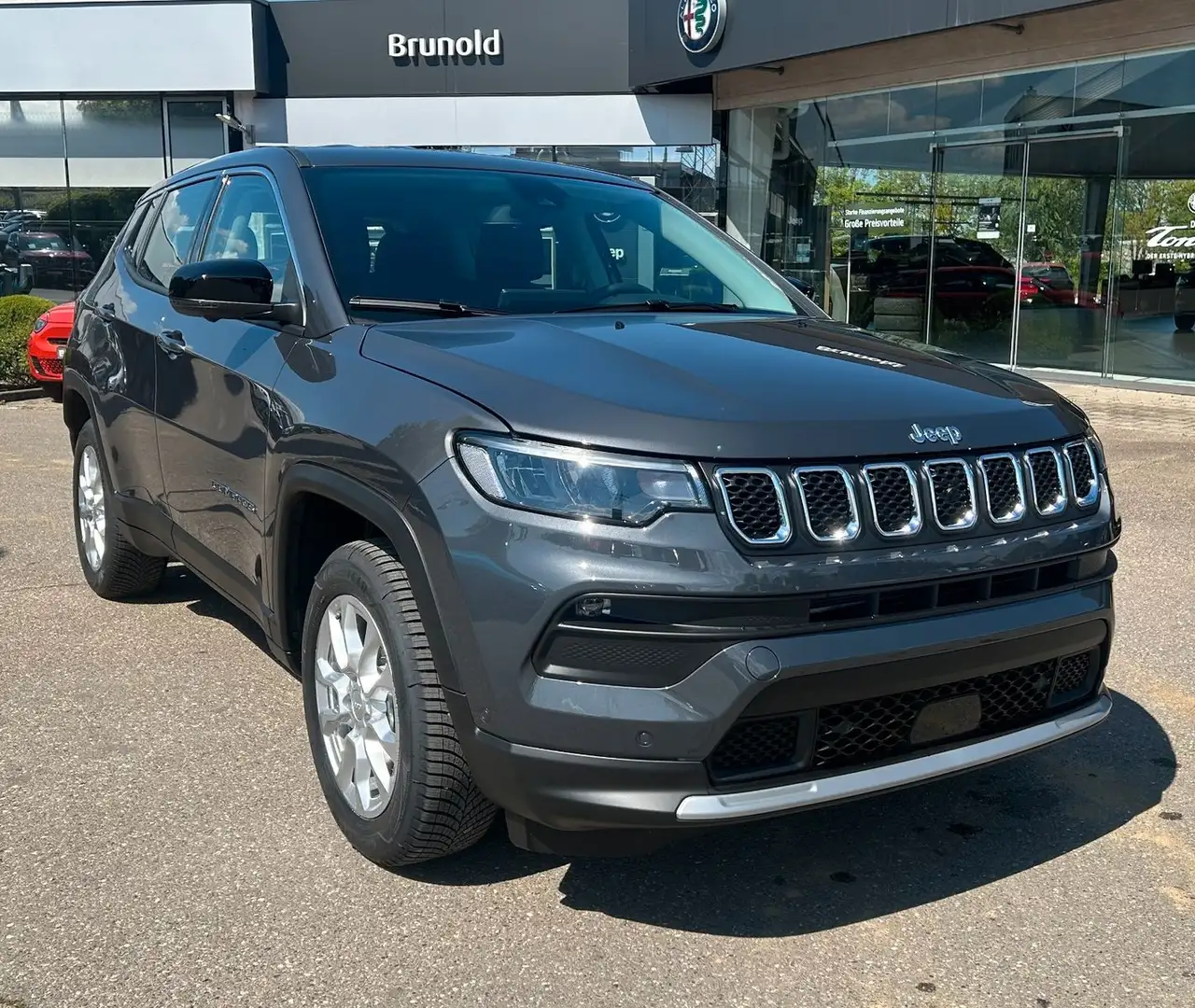 Jeep Compass COMPASS e-Hybrid MY25 Altitude 1.5l T4 130 PS Gris - 2