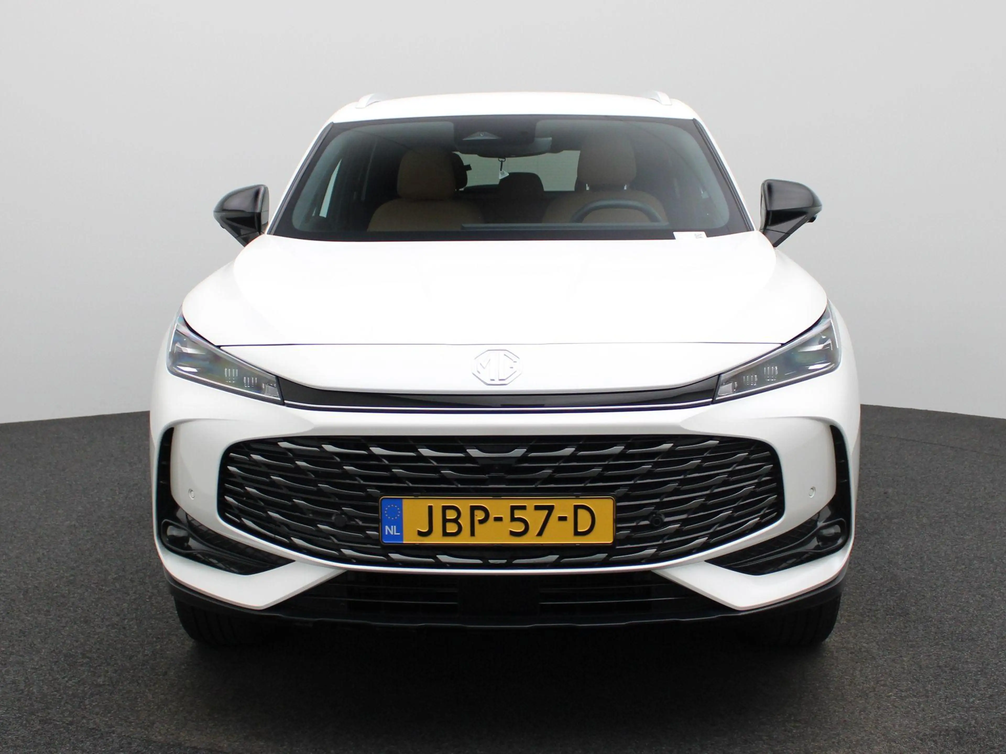 MG HS MG PHEV 1.5 Luxury — photo 3