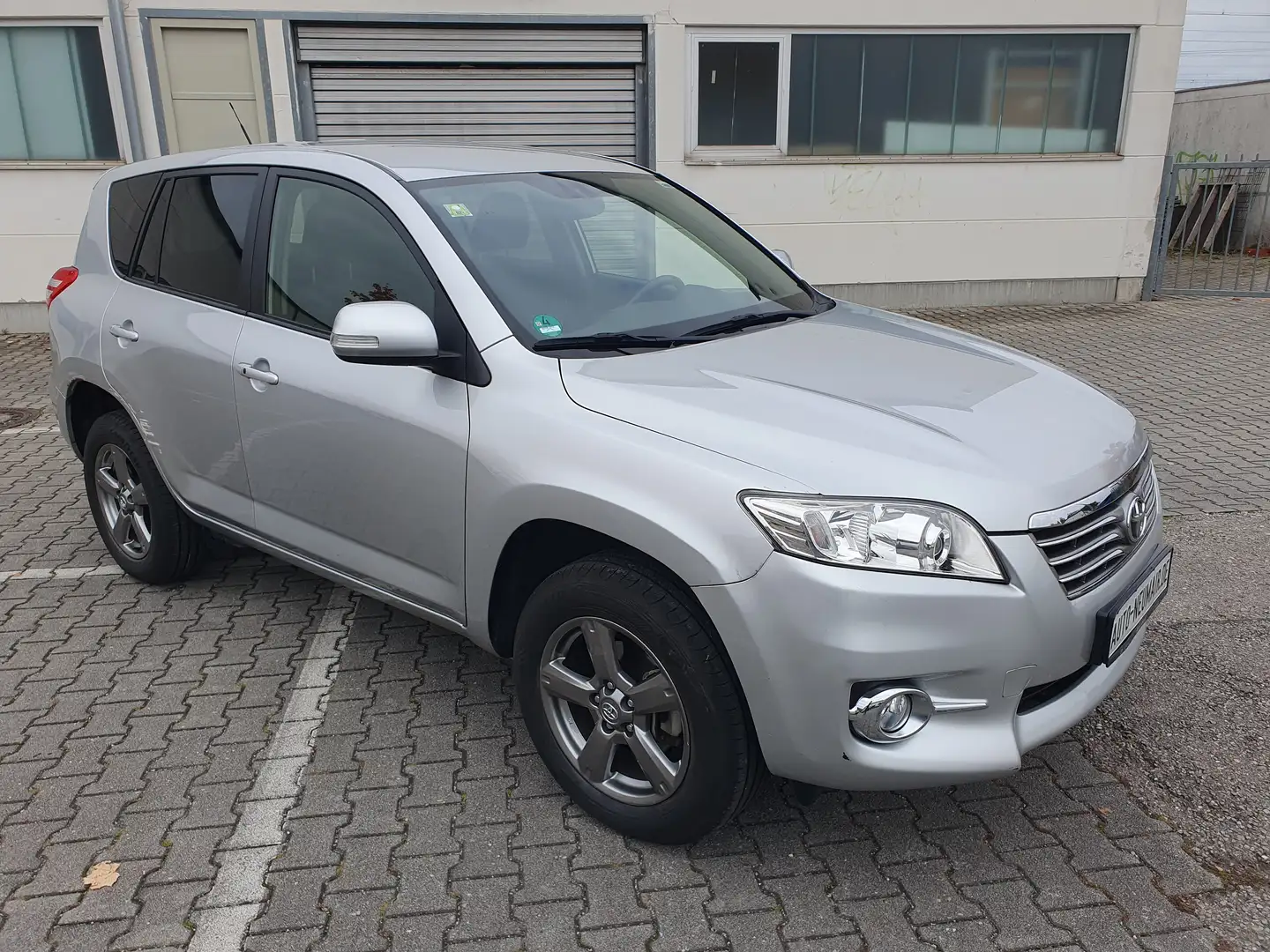 Toyota RAV 4 RAV4 2.0 *4x4 / 1. Hand / orig. 73´km* Silber - 1