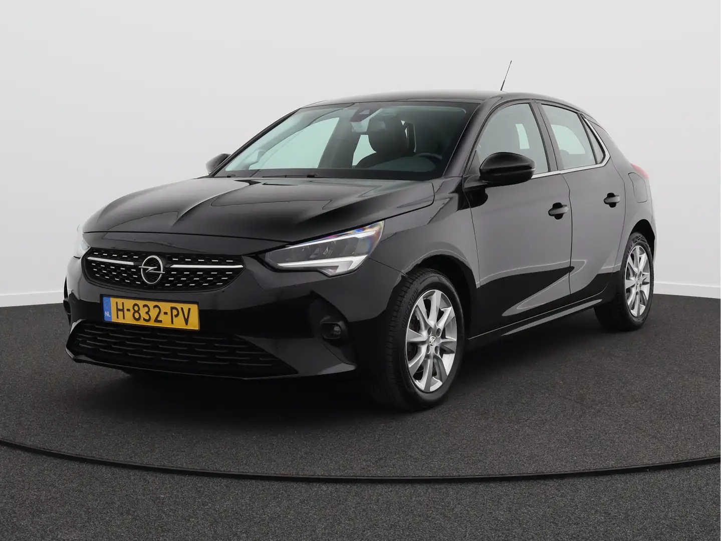 Opel Corsa 1.2 Elegance/ lage km/ zeer mooi! Zwart - 1