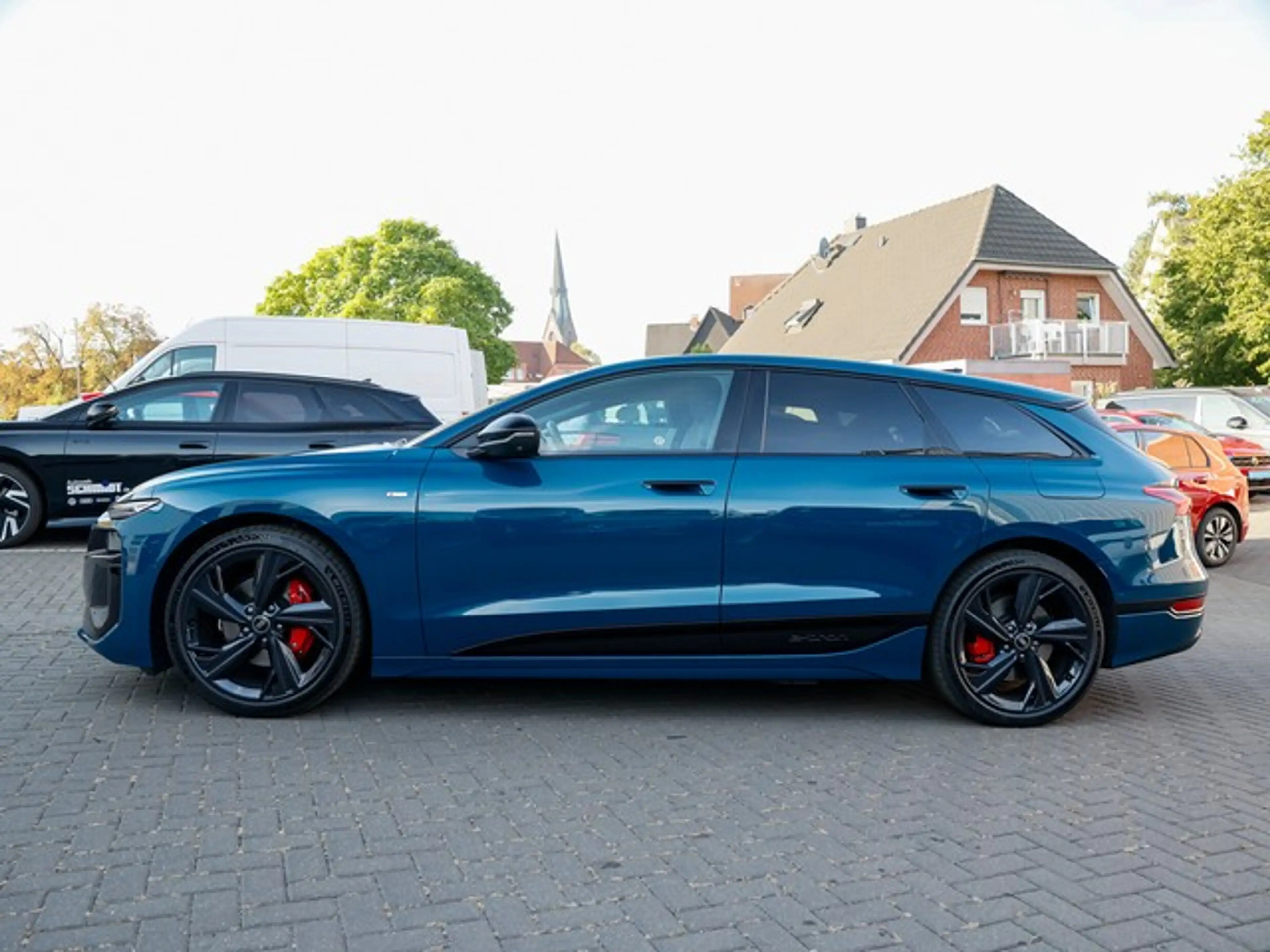Audi A6 e-tron Avant Performance S line Business LM21 AHK Pano... — photo 10