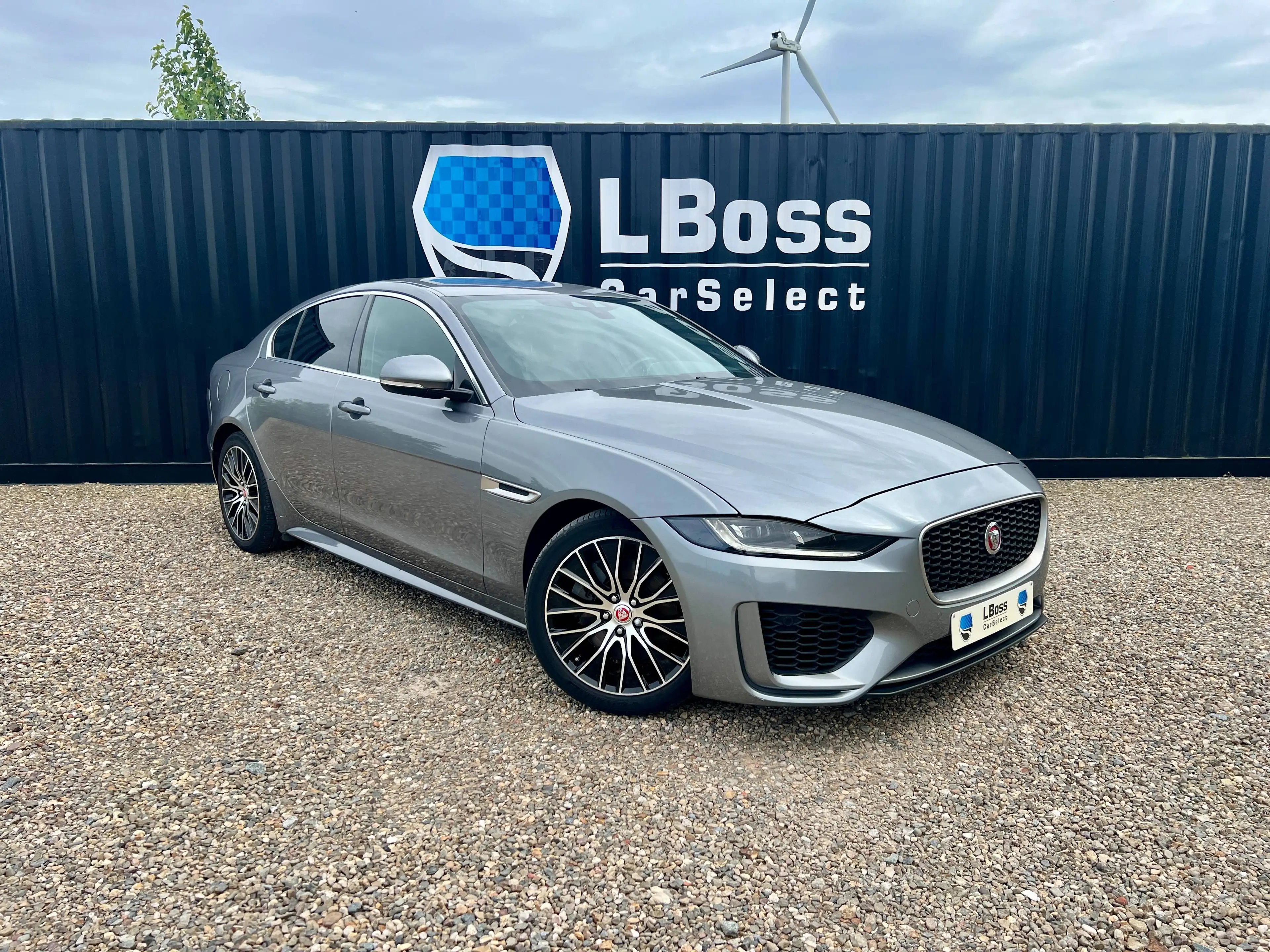 Jaguar XE XE 2.0 T P250 S