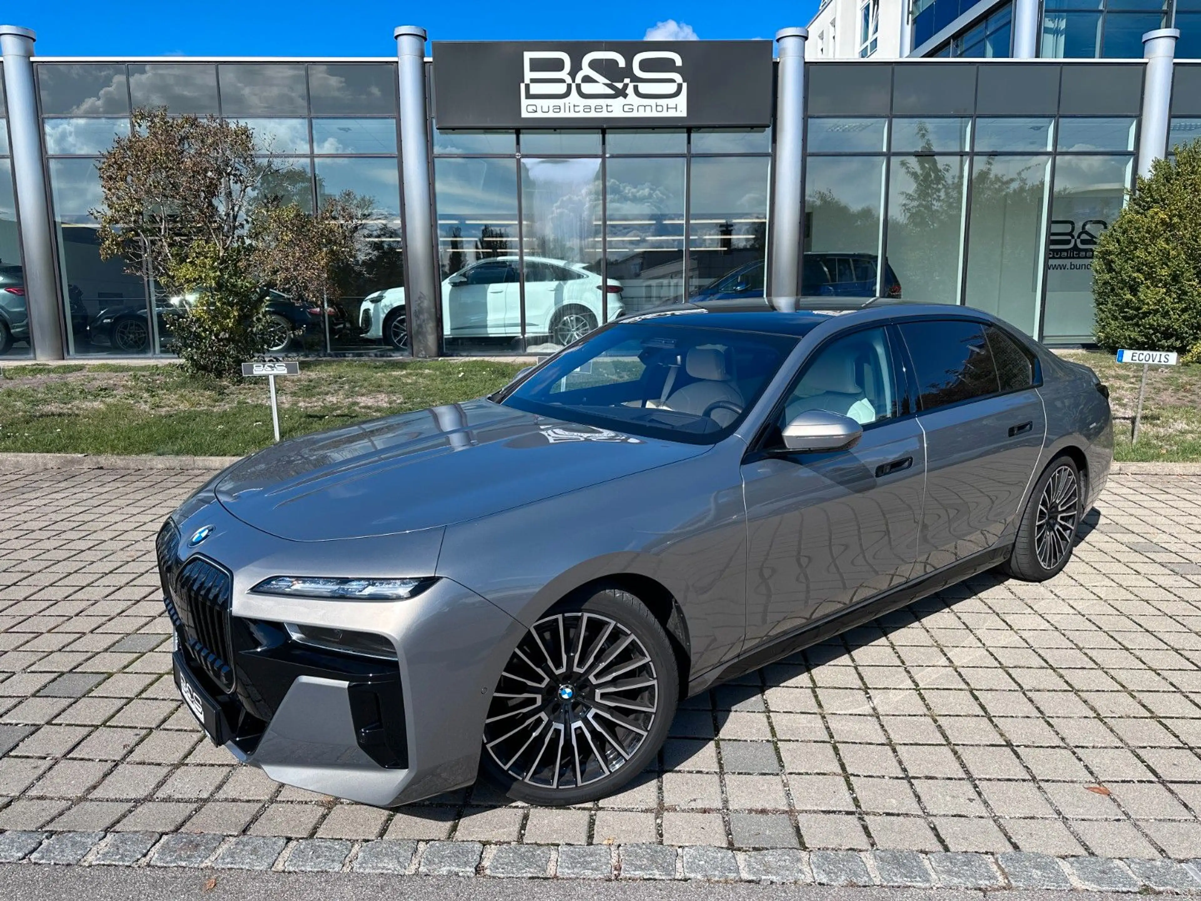 BMW 740 d xDrive M Sport | Mwst Ausw | BMW Garantie| — photo 2