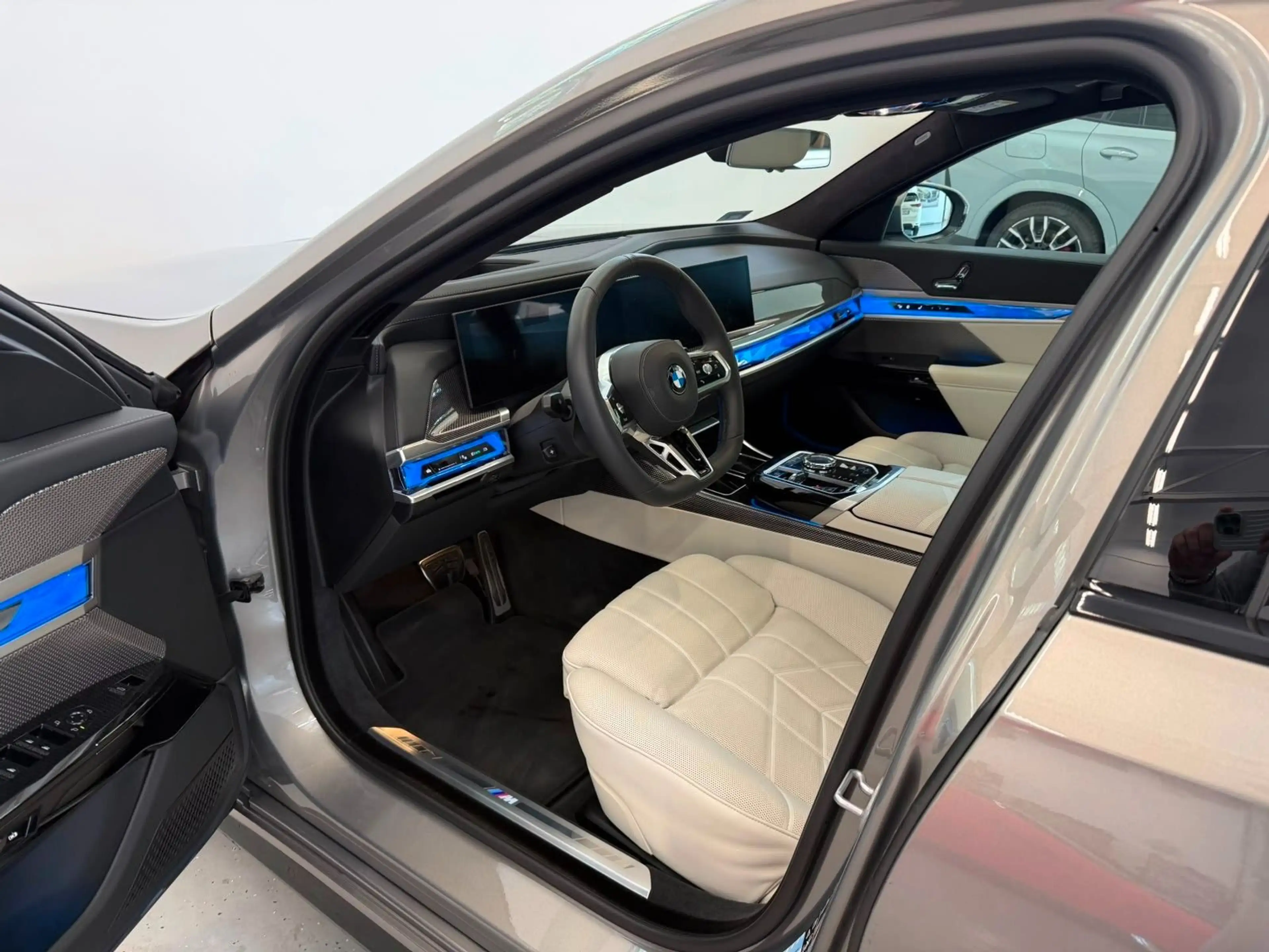 BMW 740 d xDrive M Sport | Mwst Ausw | BMW Garantie| — photo 15