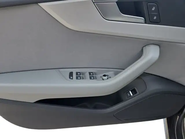 Audi A5 view 11