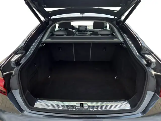 Audi A5 view 14