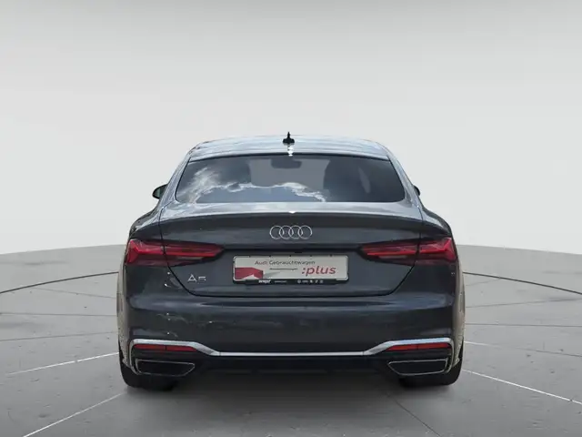 Audi A5 view 7