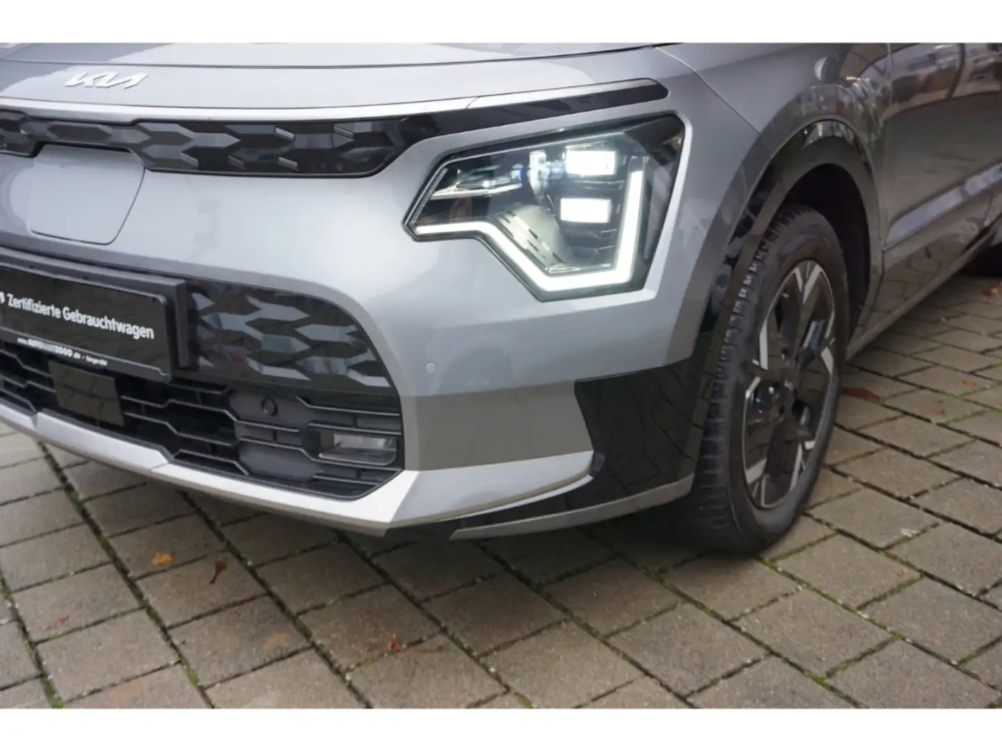 Kia Niro EV Inspiration 3-Phasen Navi LED DAB SHZ Grau - 2