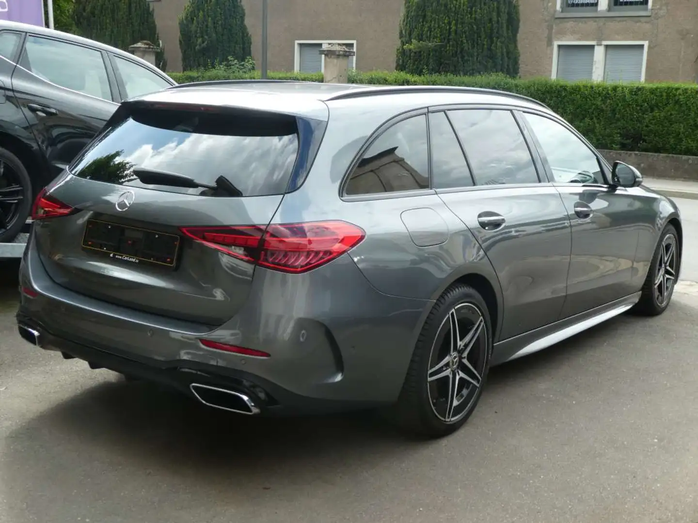Mercedes-Benz C 300 d 265 9G-Tronic AMG Line Sport Break Grijs - 2