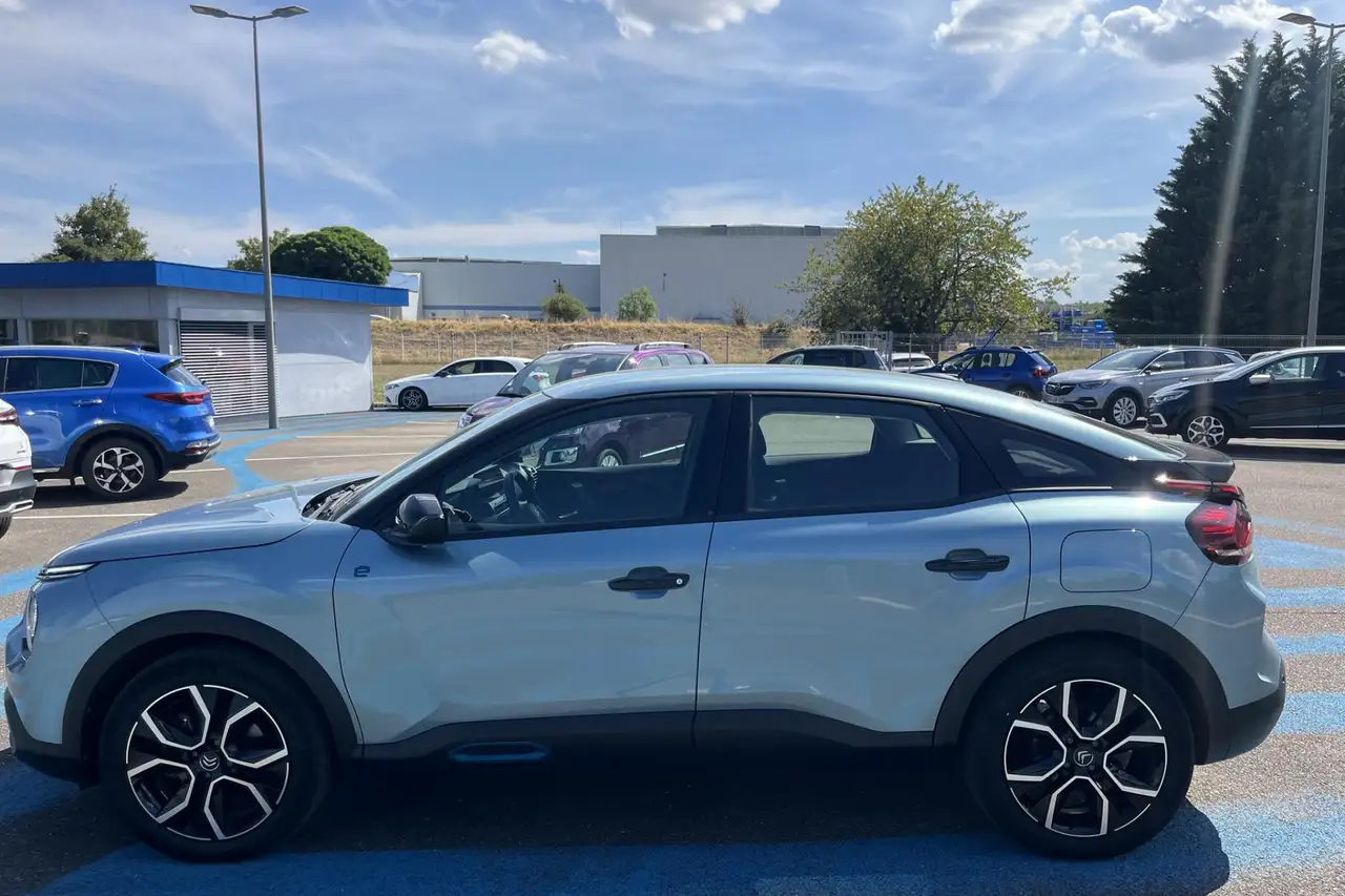 Citroen C4 e-C4 — photo 14