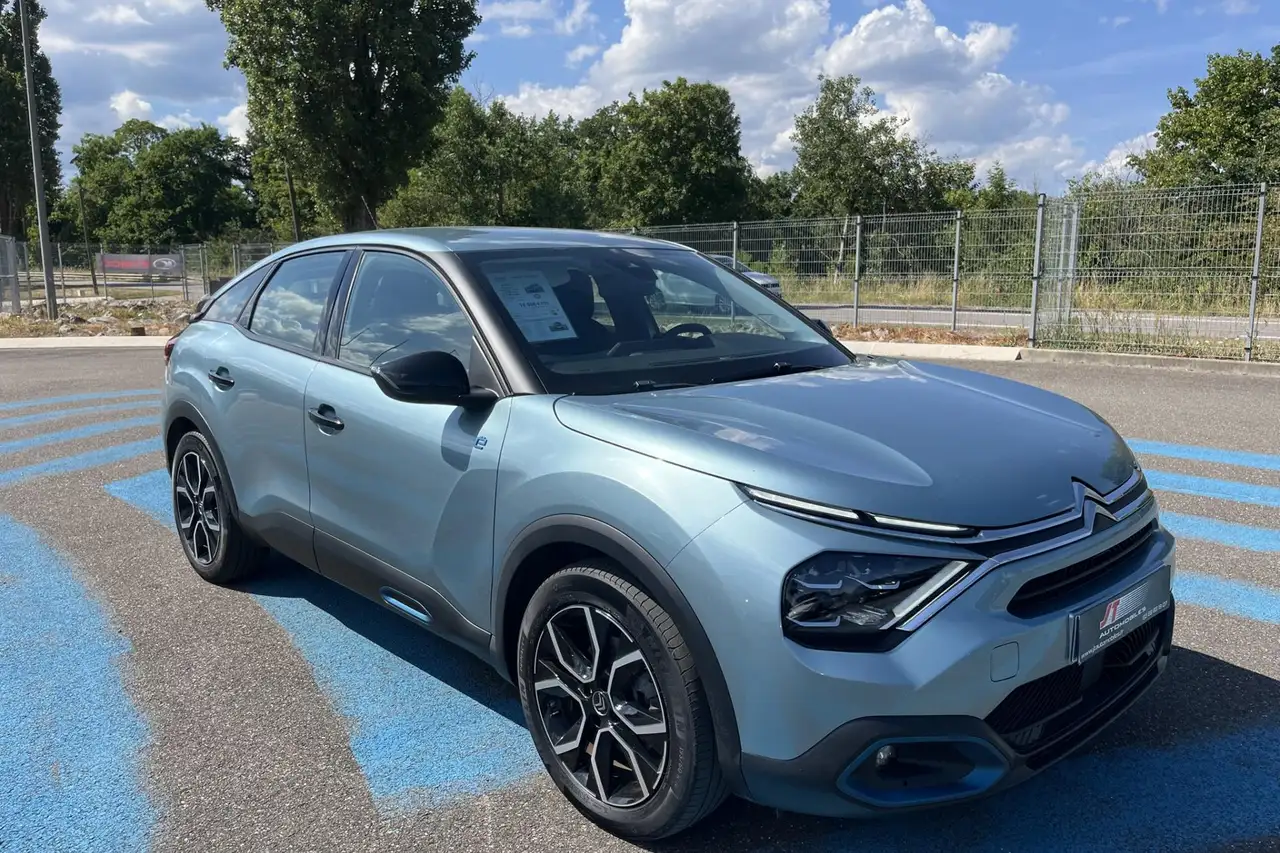 Citroen C4 e-C4 — photo 2