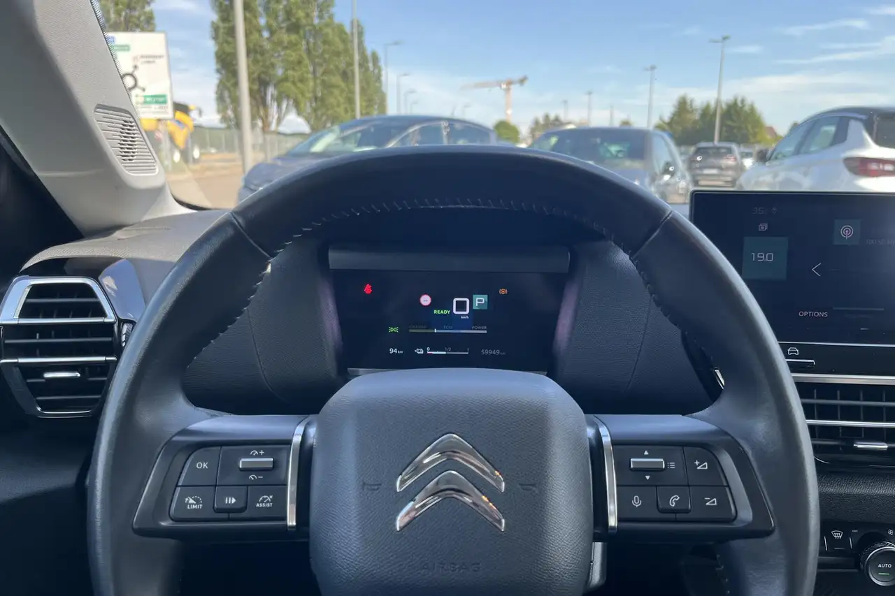 Citroen C4 e-C4 — photo 24