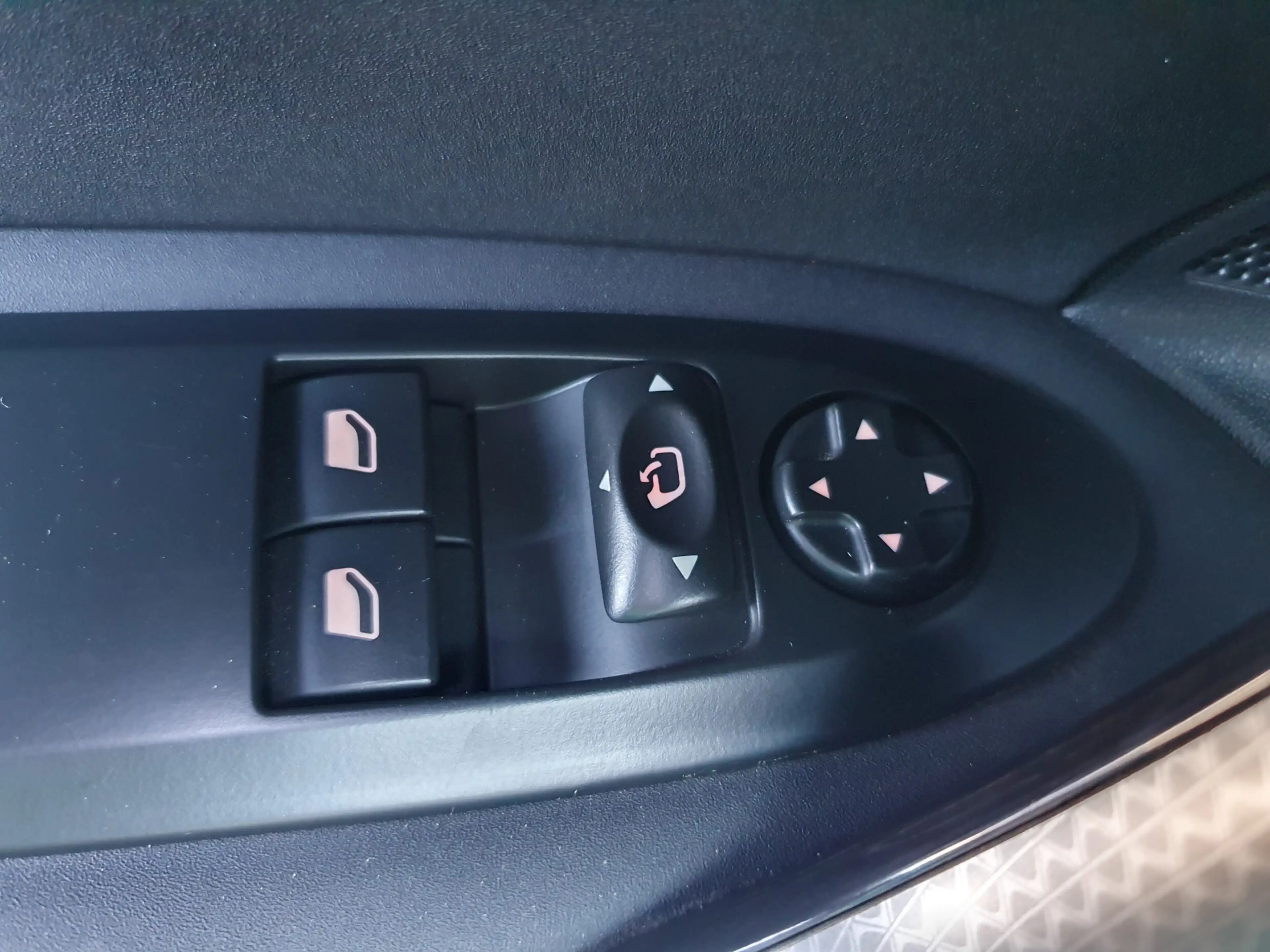 DS Automobiles DS 4 1.2 PureTech Performance Line NAVI/CLIMA/HLEDER/CR — photo 41