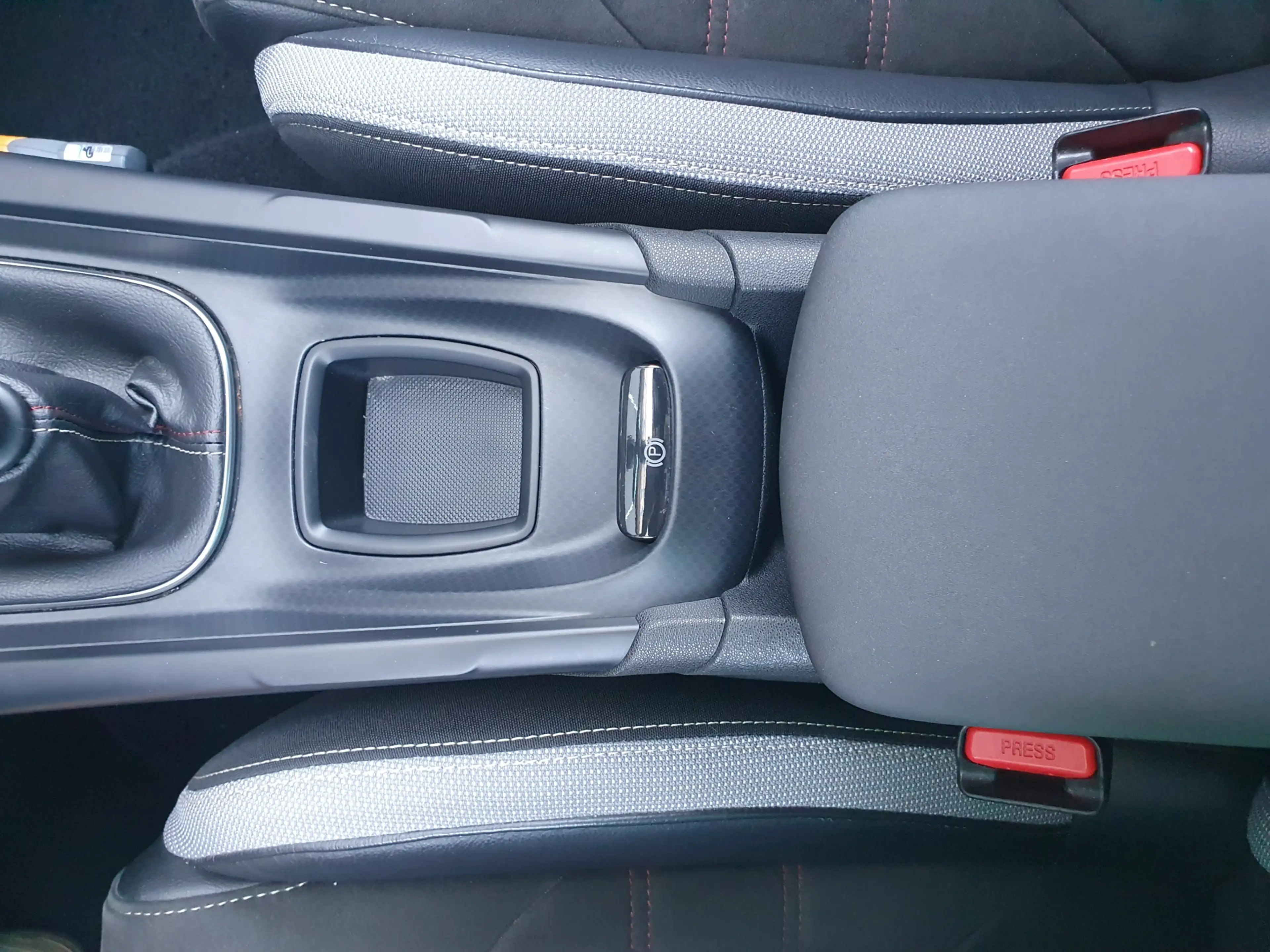 DS Automobiles DS 4 1.2 PureTech Performance Line NAVI/CLIMA/HLEDER/CR — photo 43