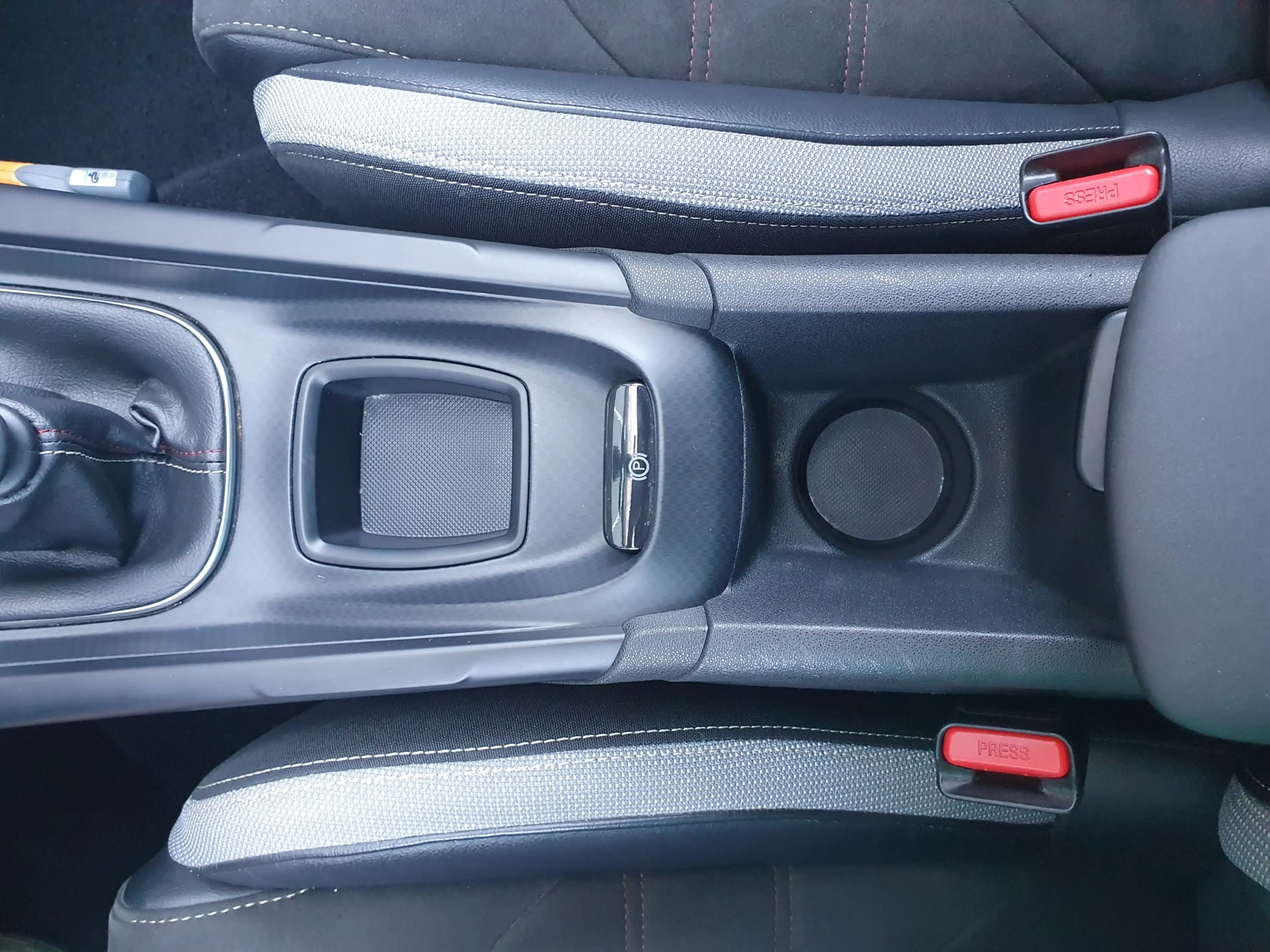 DS Automobiles DS 4 1.2 PureTech Performance Line NAVI/CLIMA/HLEDER/CR — photo 42