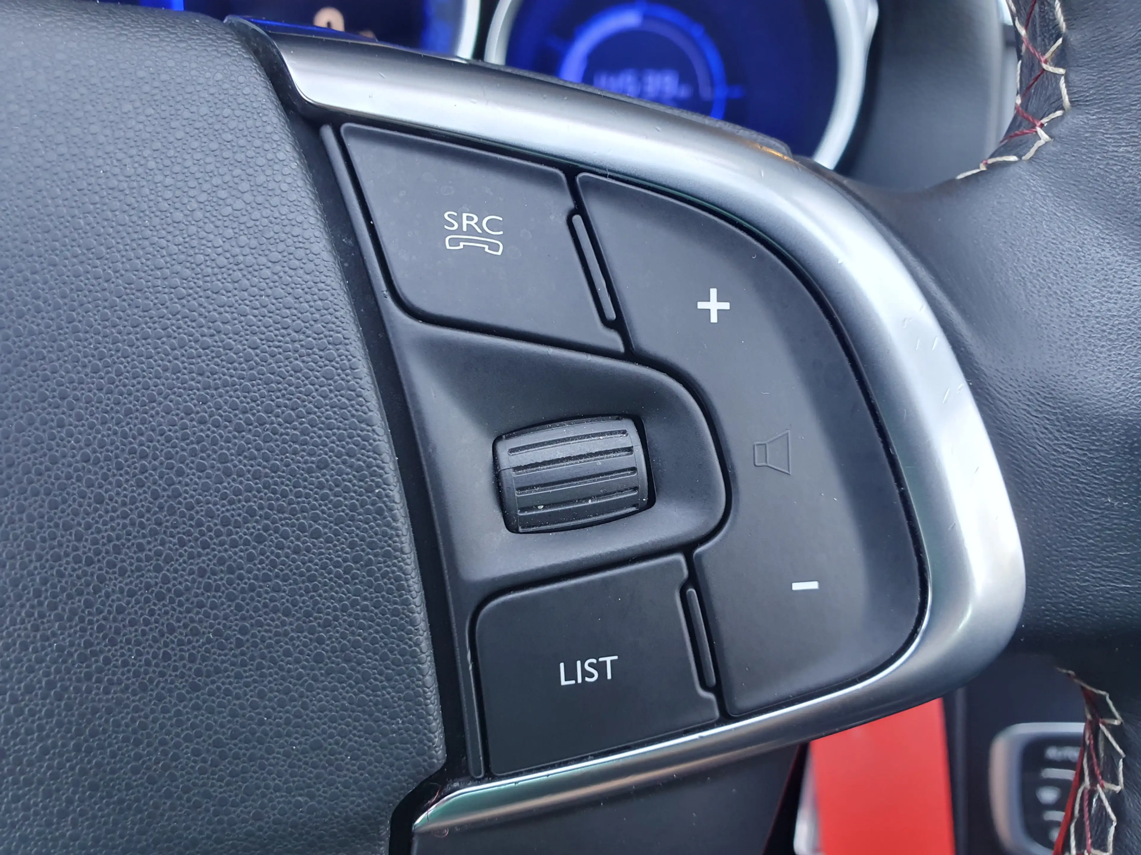 DS Automobiles DS 4 1.2 PureTech Performance Line NAVI/CLIMA/HLEDER/CR — photo 36