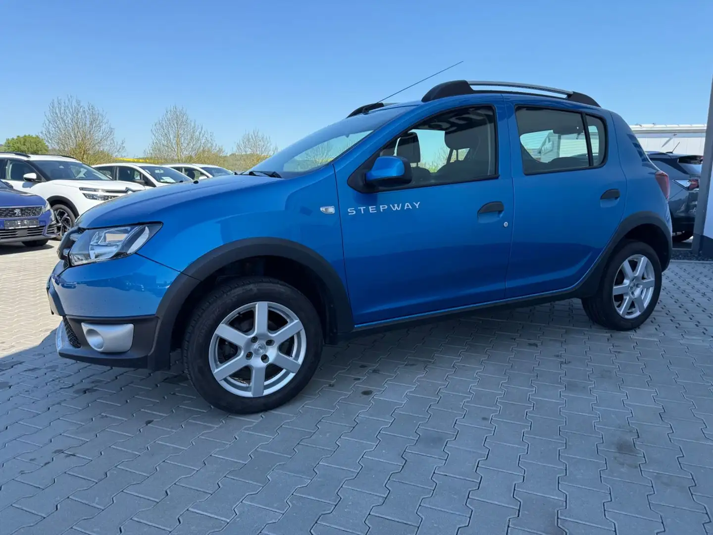 Dacia Sandero II Stepway Prestige Blau - 2